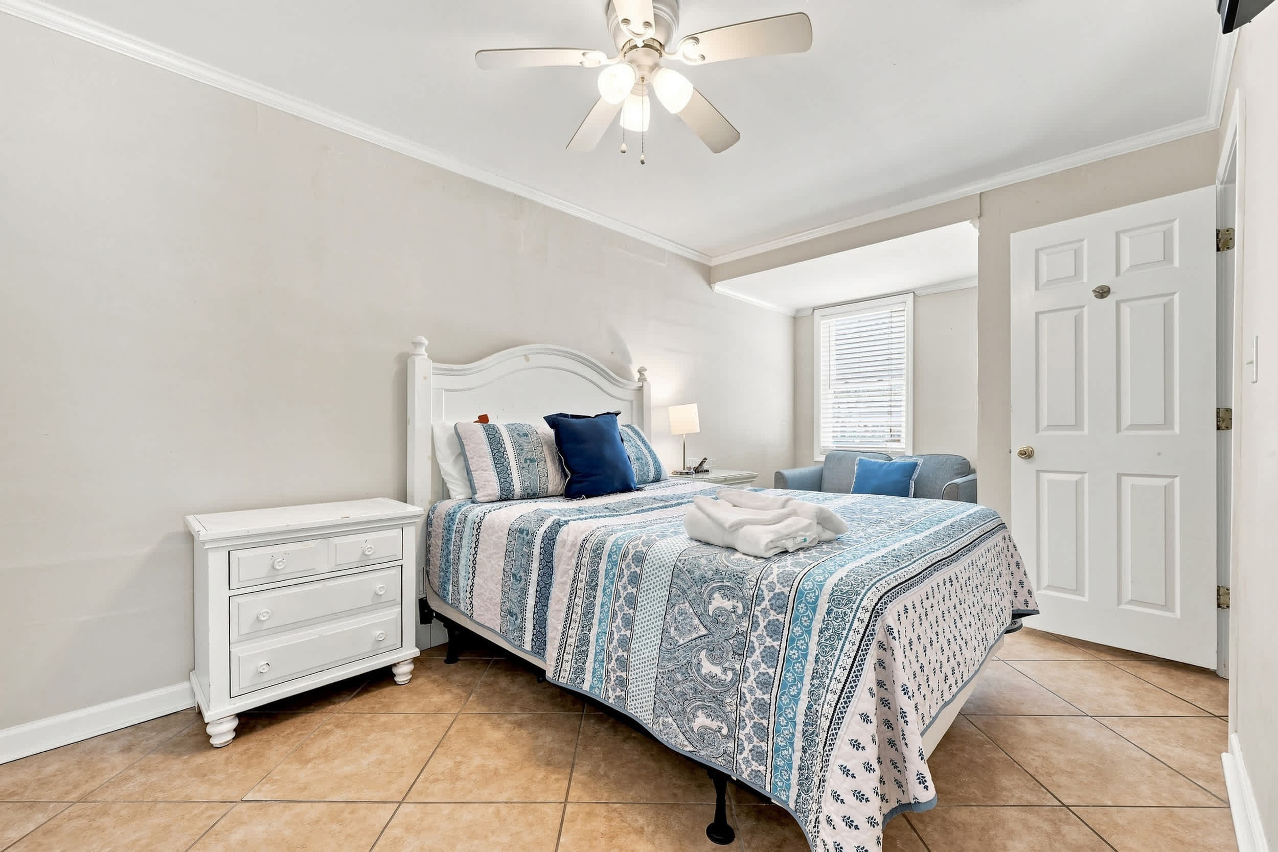 Hazels Child Oceanfront Large  Beach House