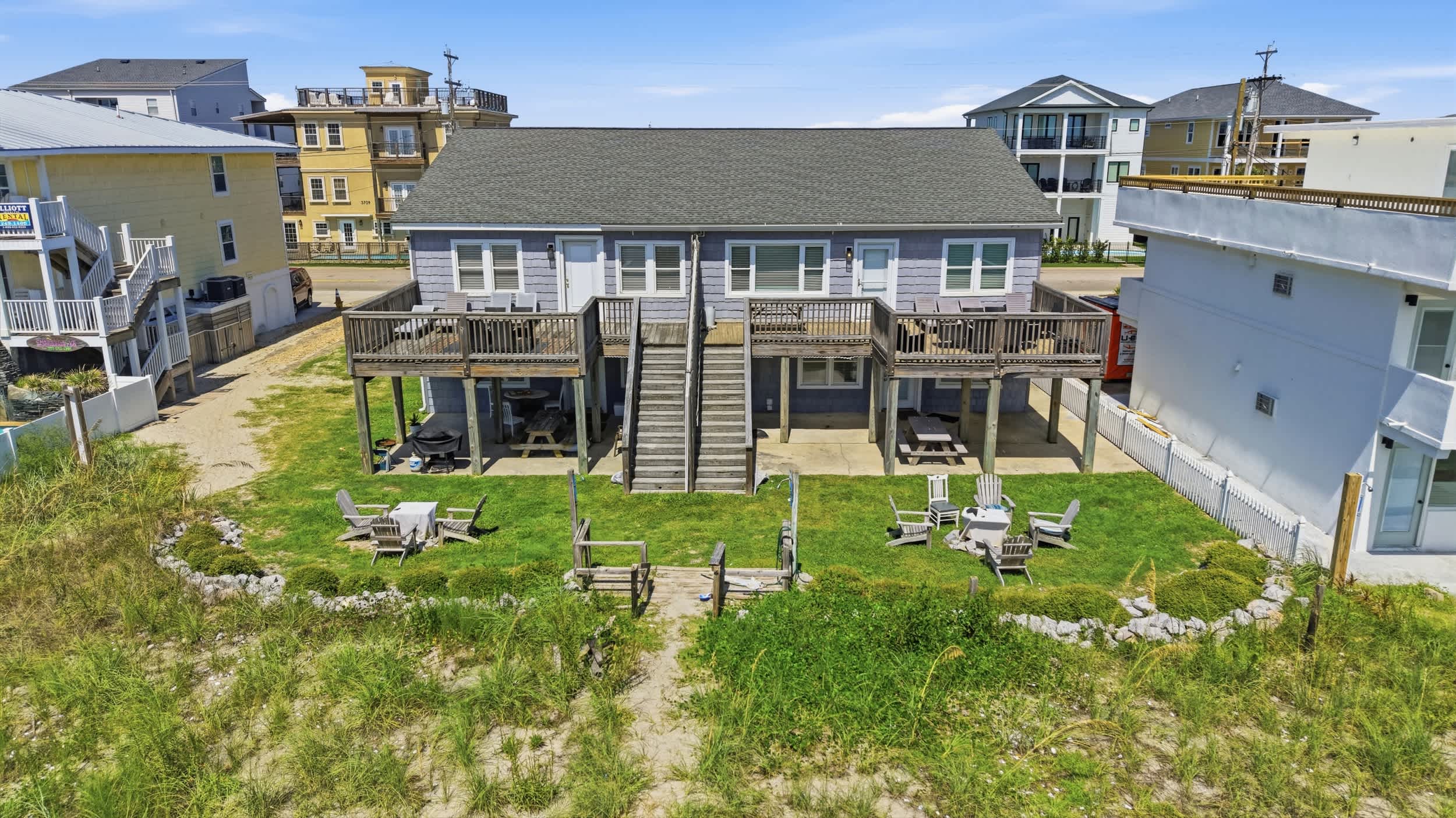 Hazels Child Oceanfront Large  Beach House