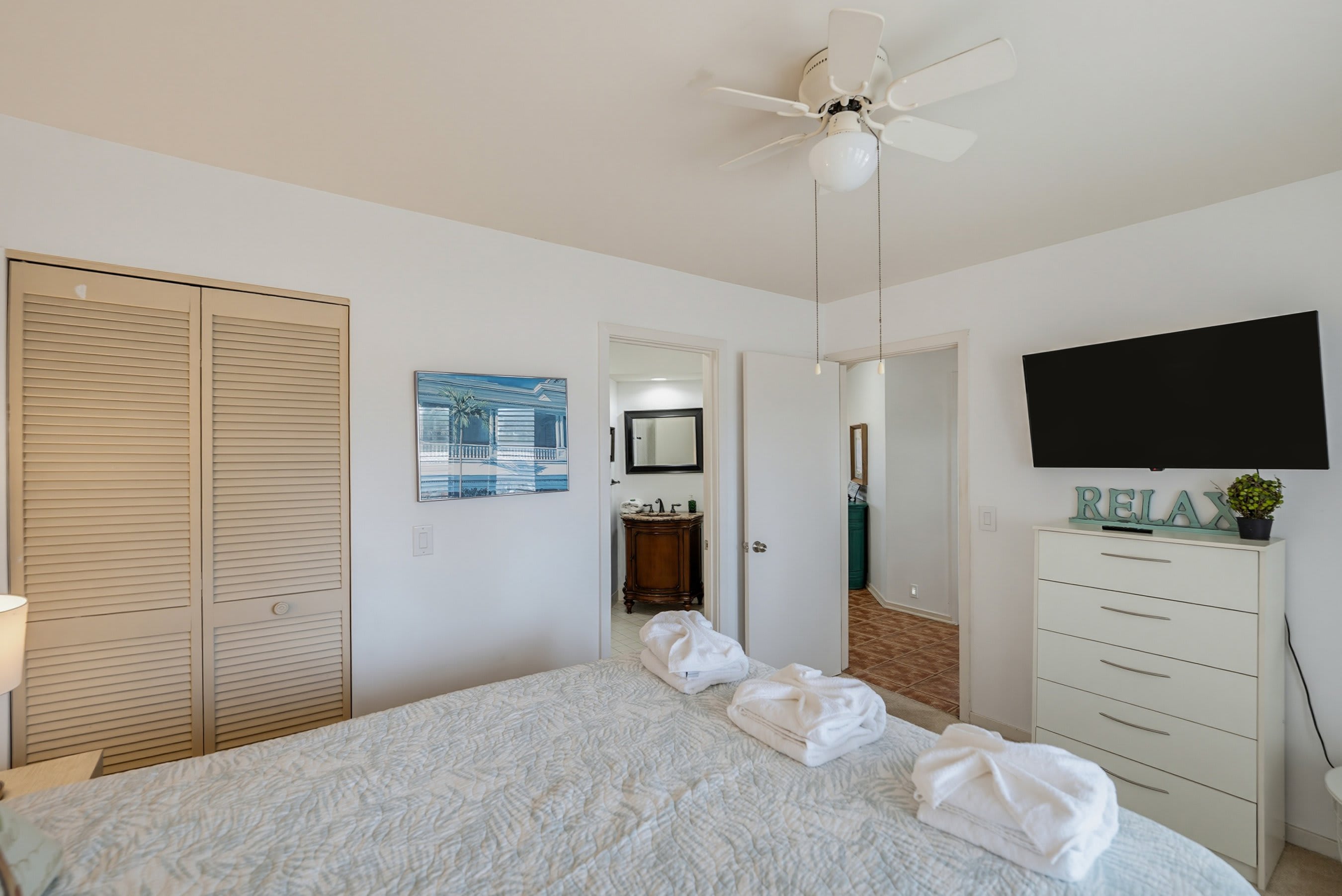 145 Ocean Point Dr 5