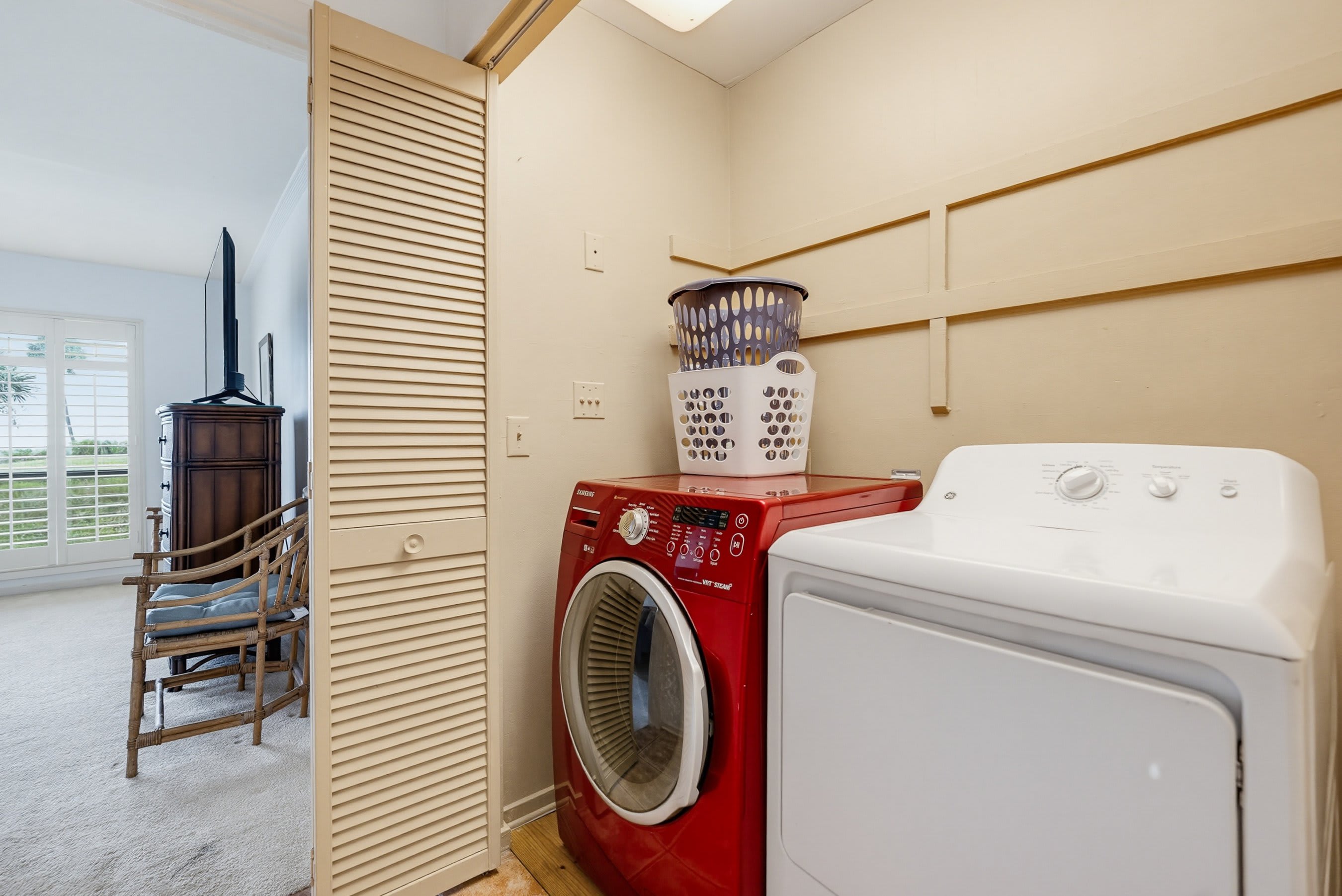 145 Ocean Point Dr | Photo 25