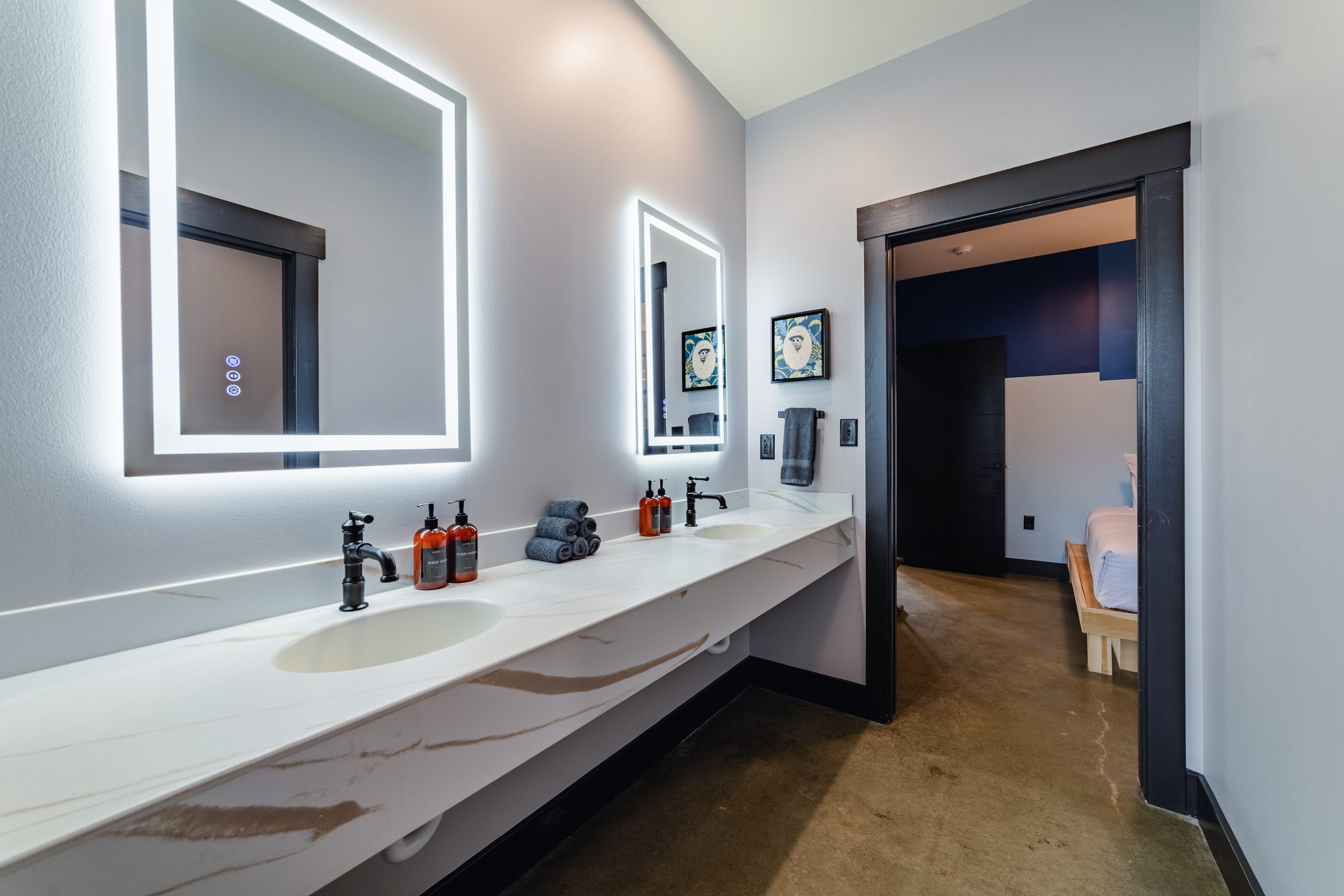 Sleep10 5Beds 4BR Super Stays A12 Secretariat 240