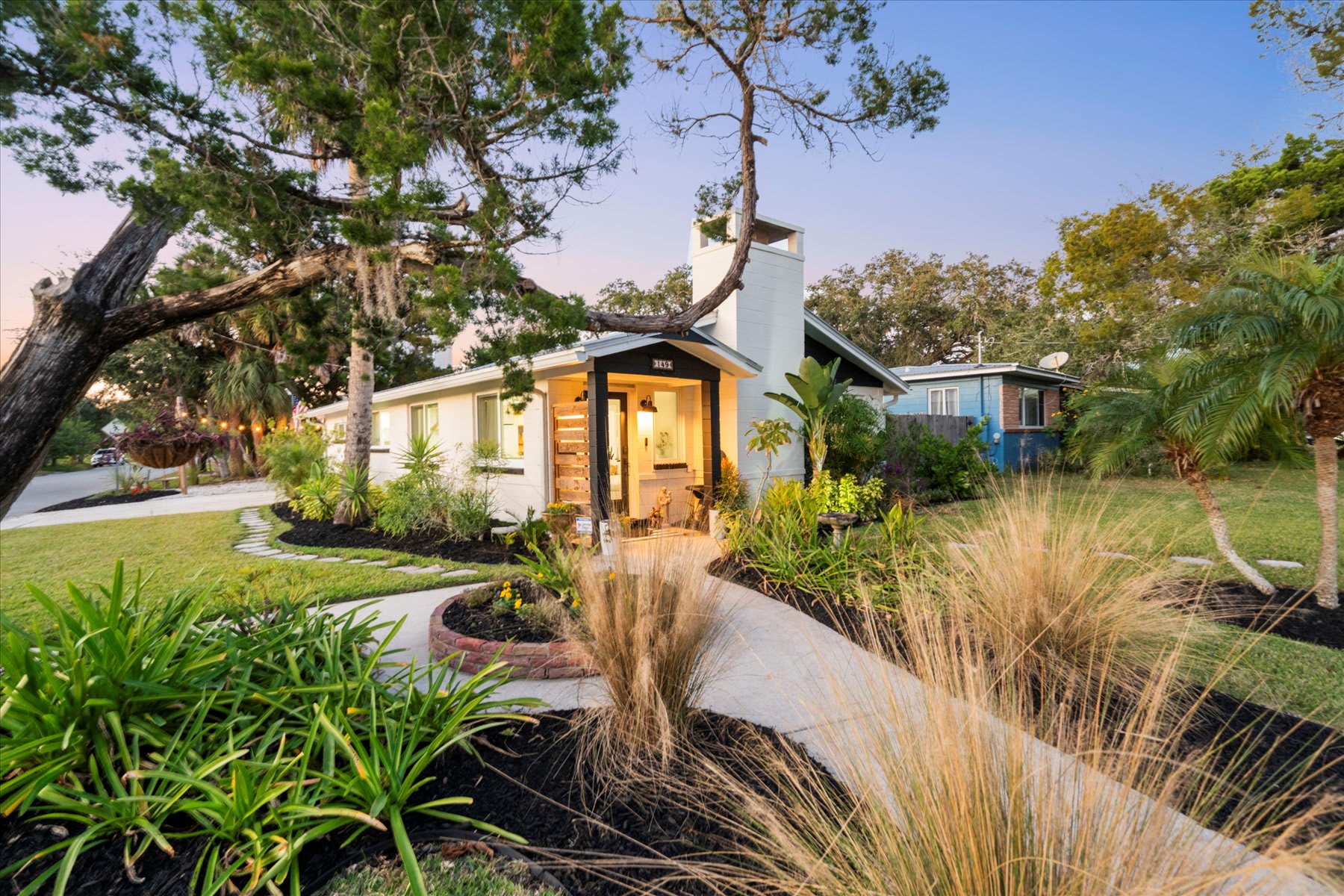 Casa Palma l Courtyard & Firepit l Mins to DNTN vacation rental in St. Augustine, Florida