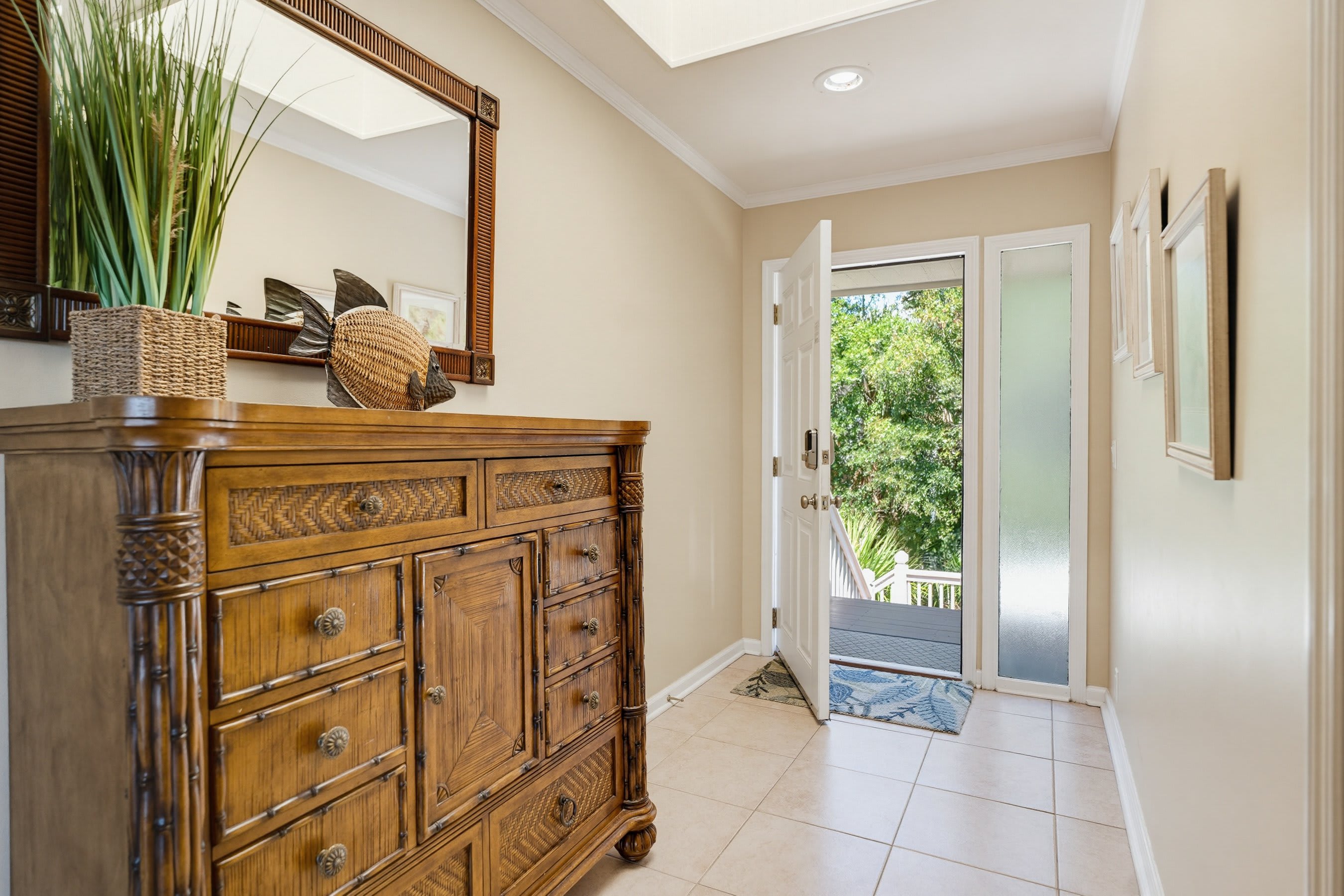 726 Seahorse Road | Photo 2