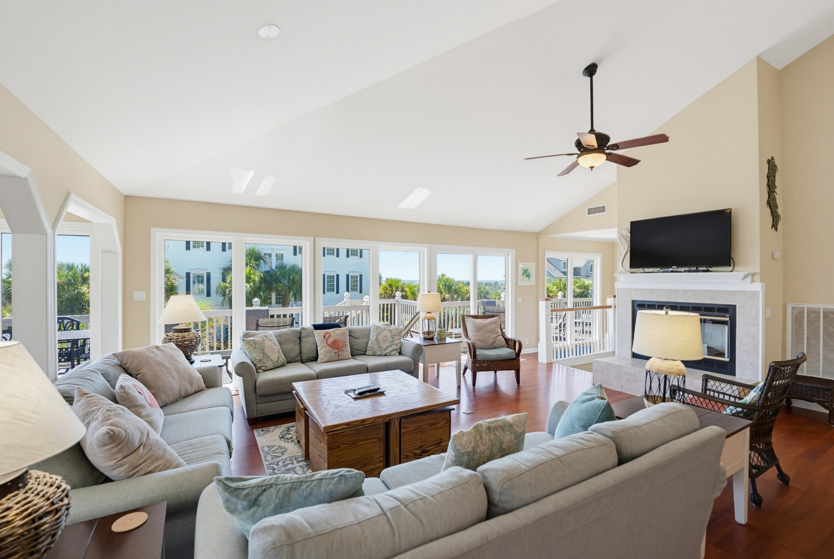726 Seahorse Road | Photo 5