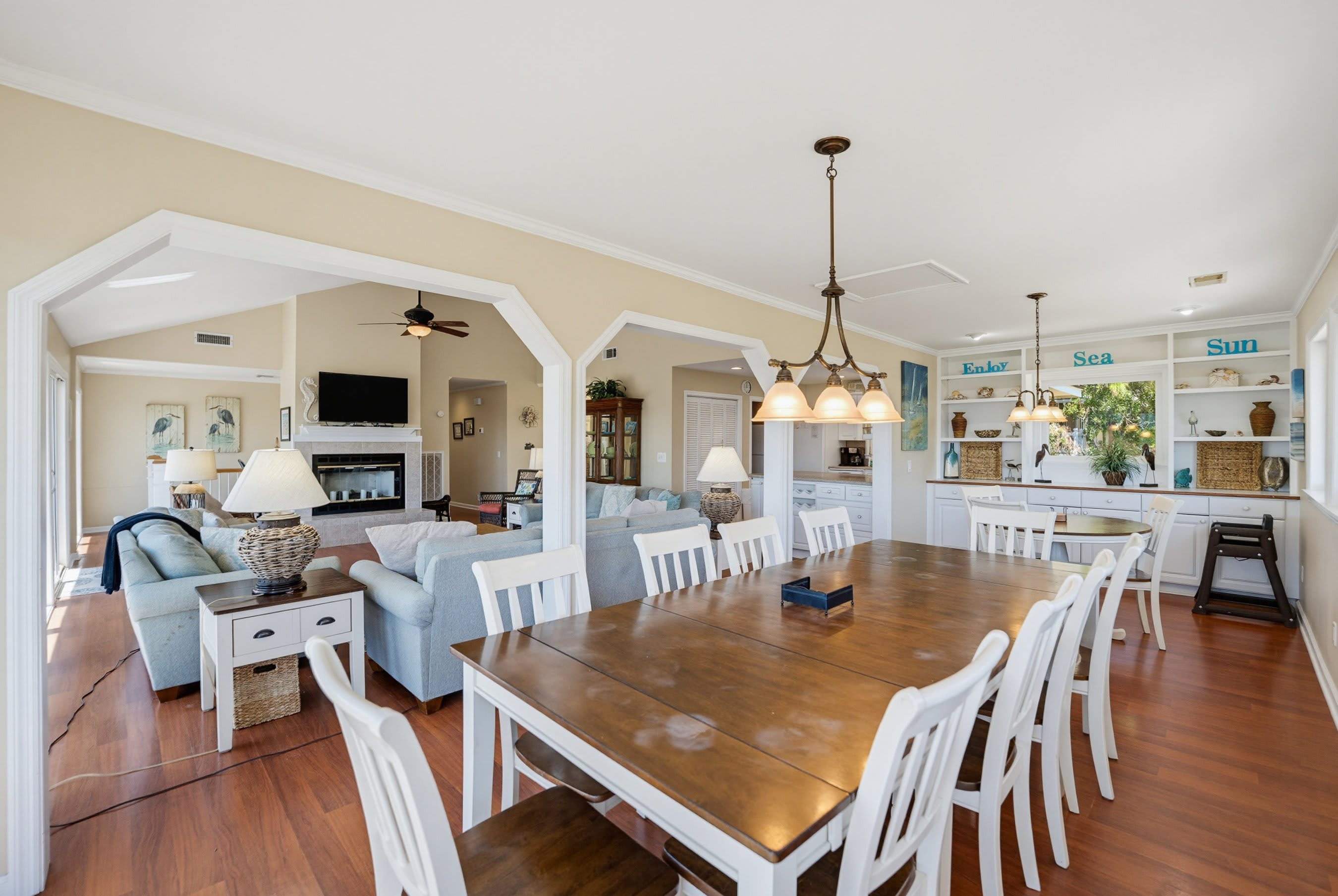 726 Seahorse Road | Photo 9