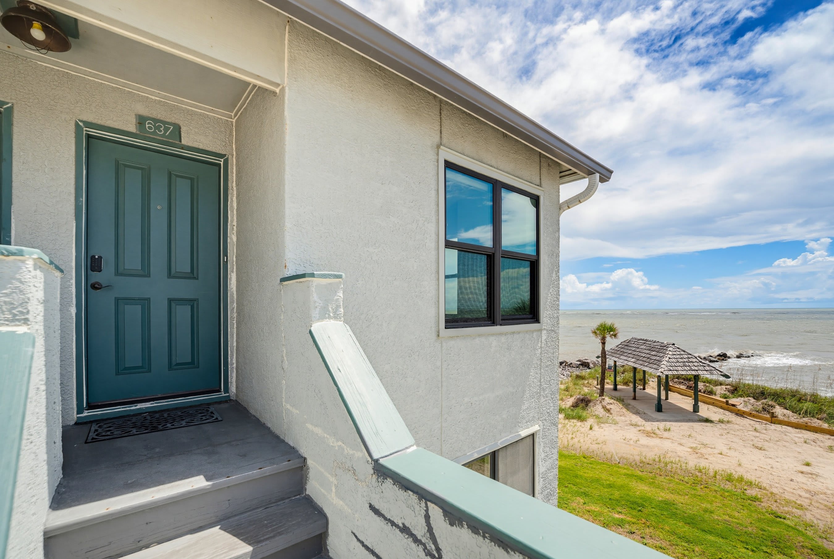 637 Newhaven | Photo 26