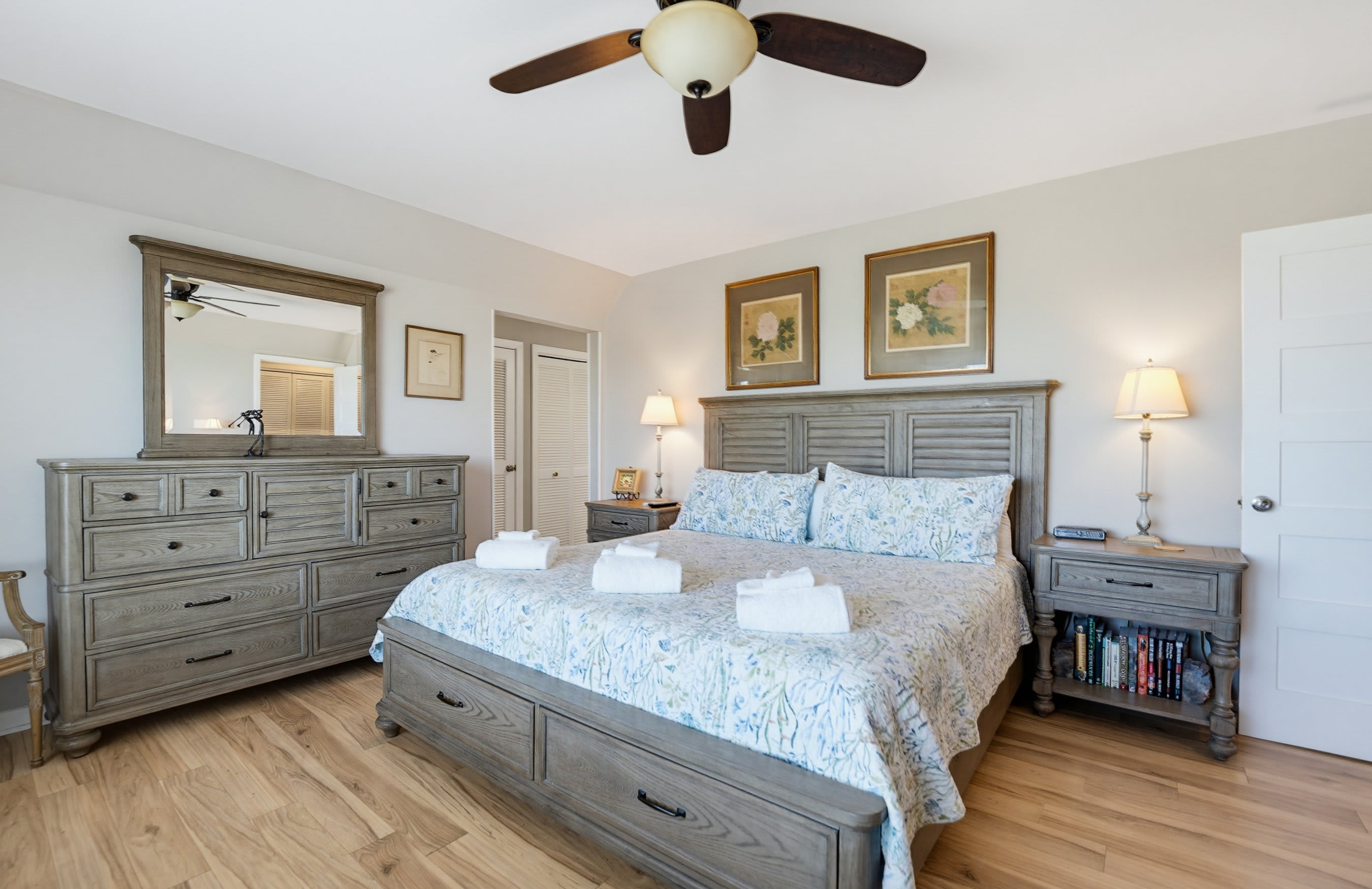 665 Newhaven | Photo 12