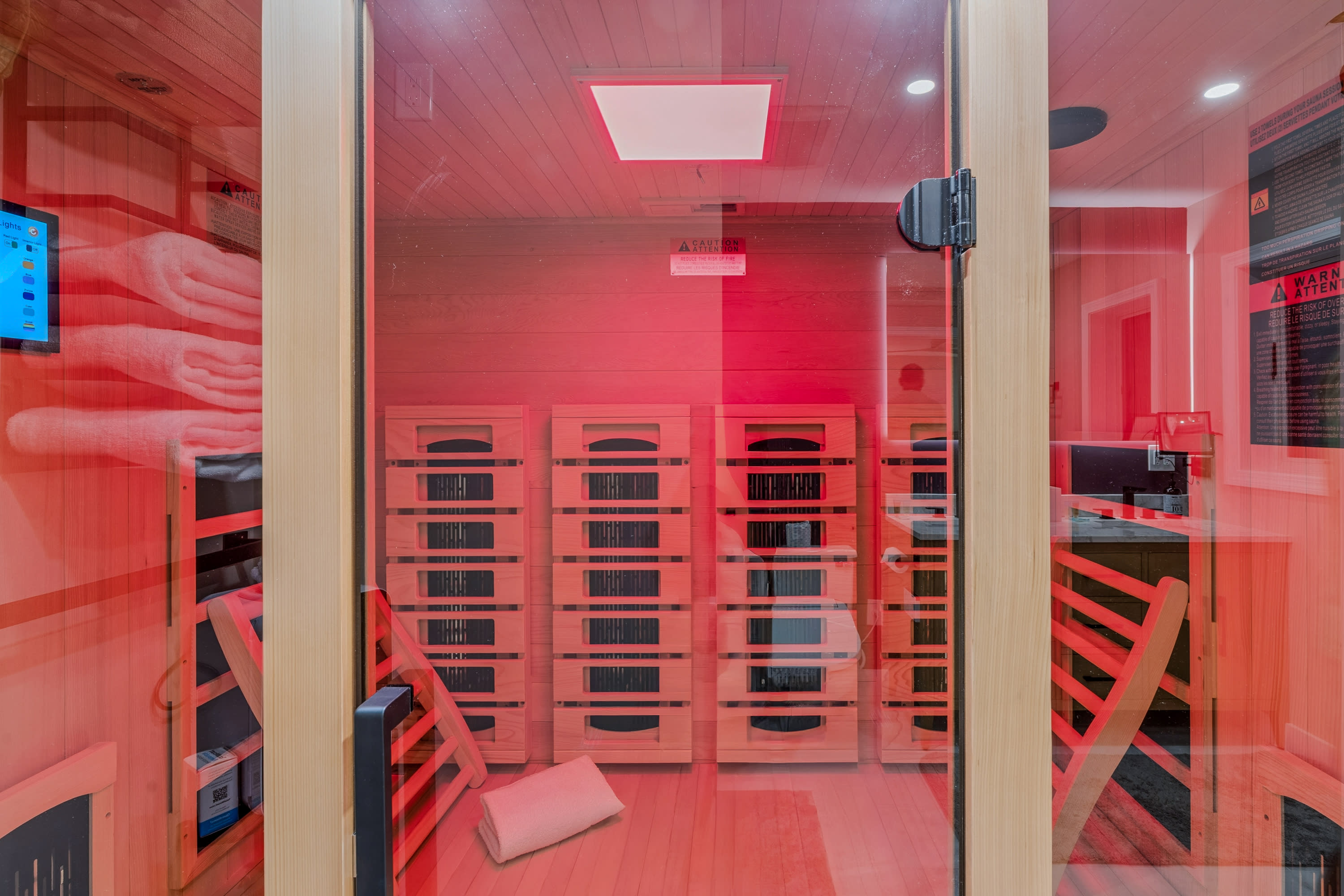 Renovated Condo with Sauna, Peloton & Fireplace