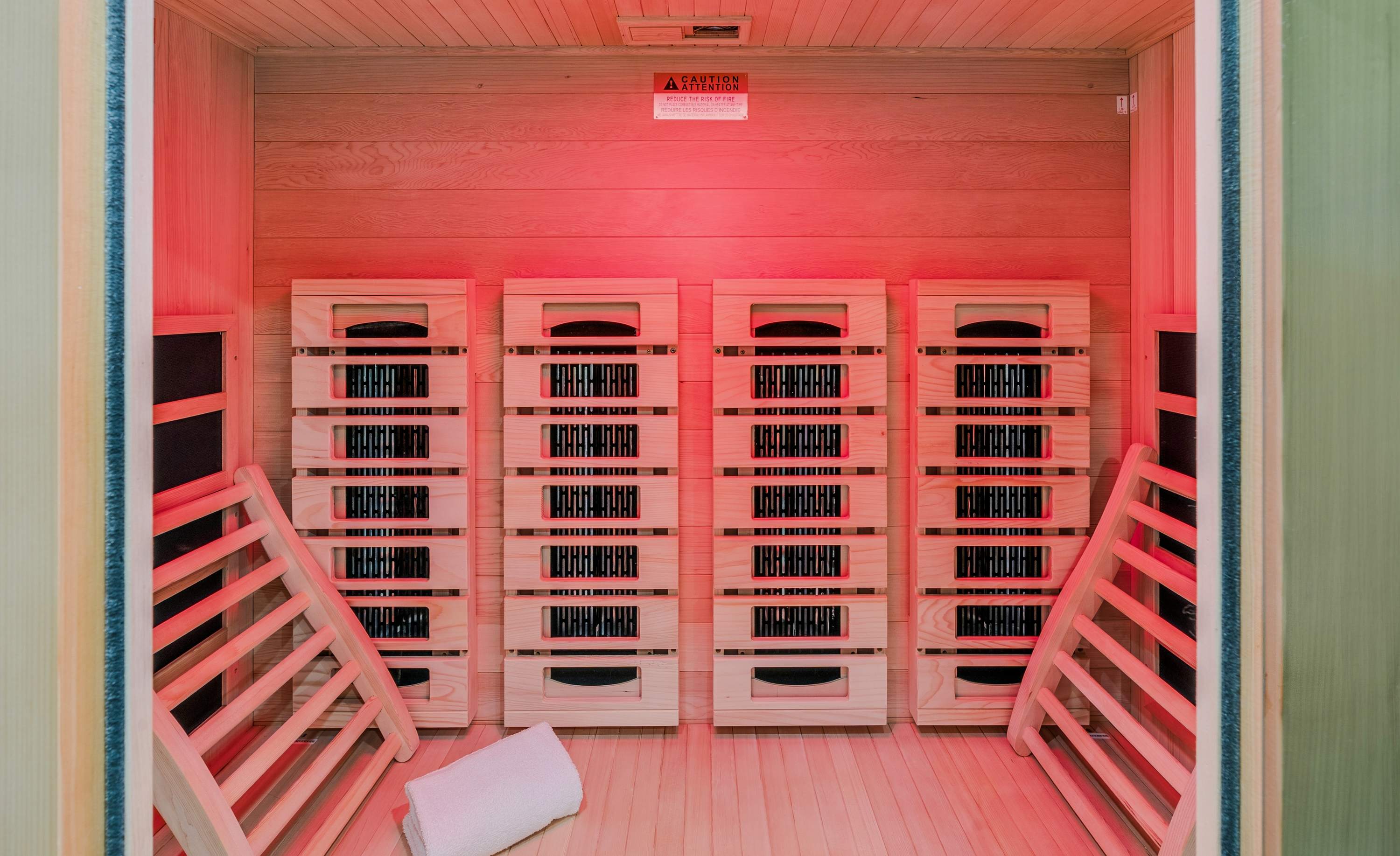 Renovated Condo with Sauna, Peloton & Fireplace