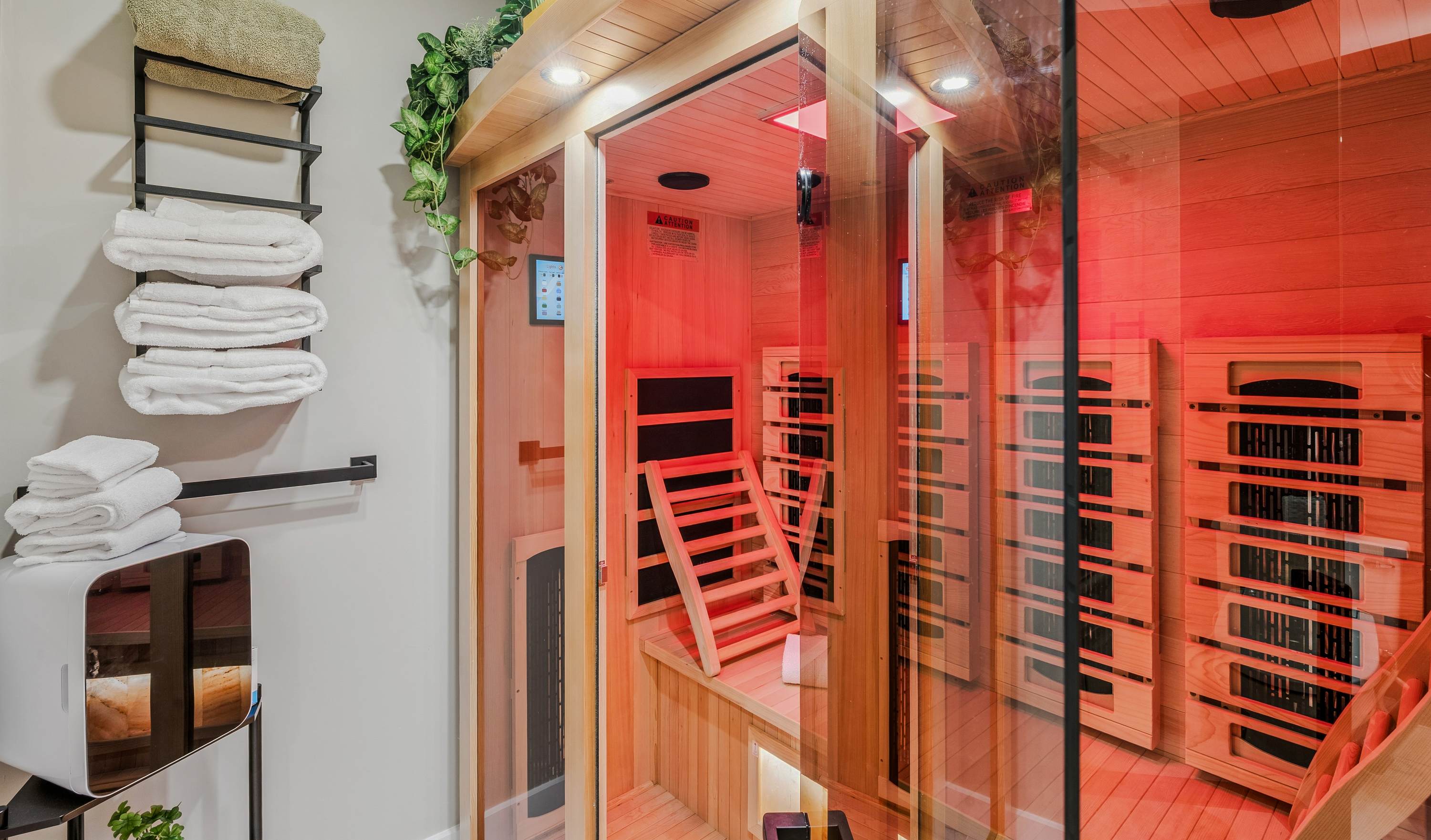 Renovated Condo with Sauna, Peloton & Fireplace