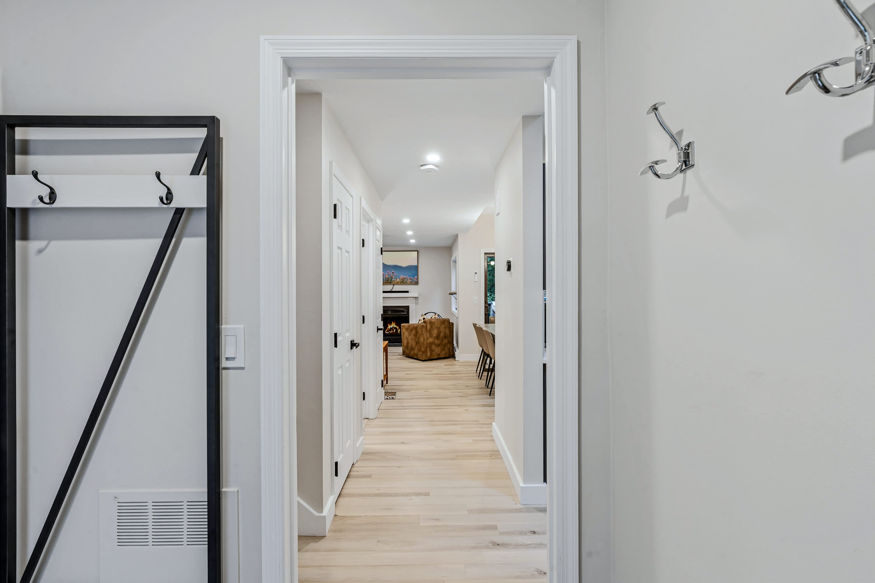 Renovated Condo with Sauna, Peloton & Fireplace