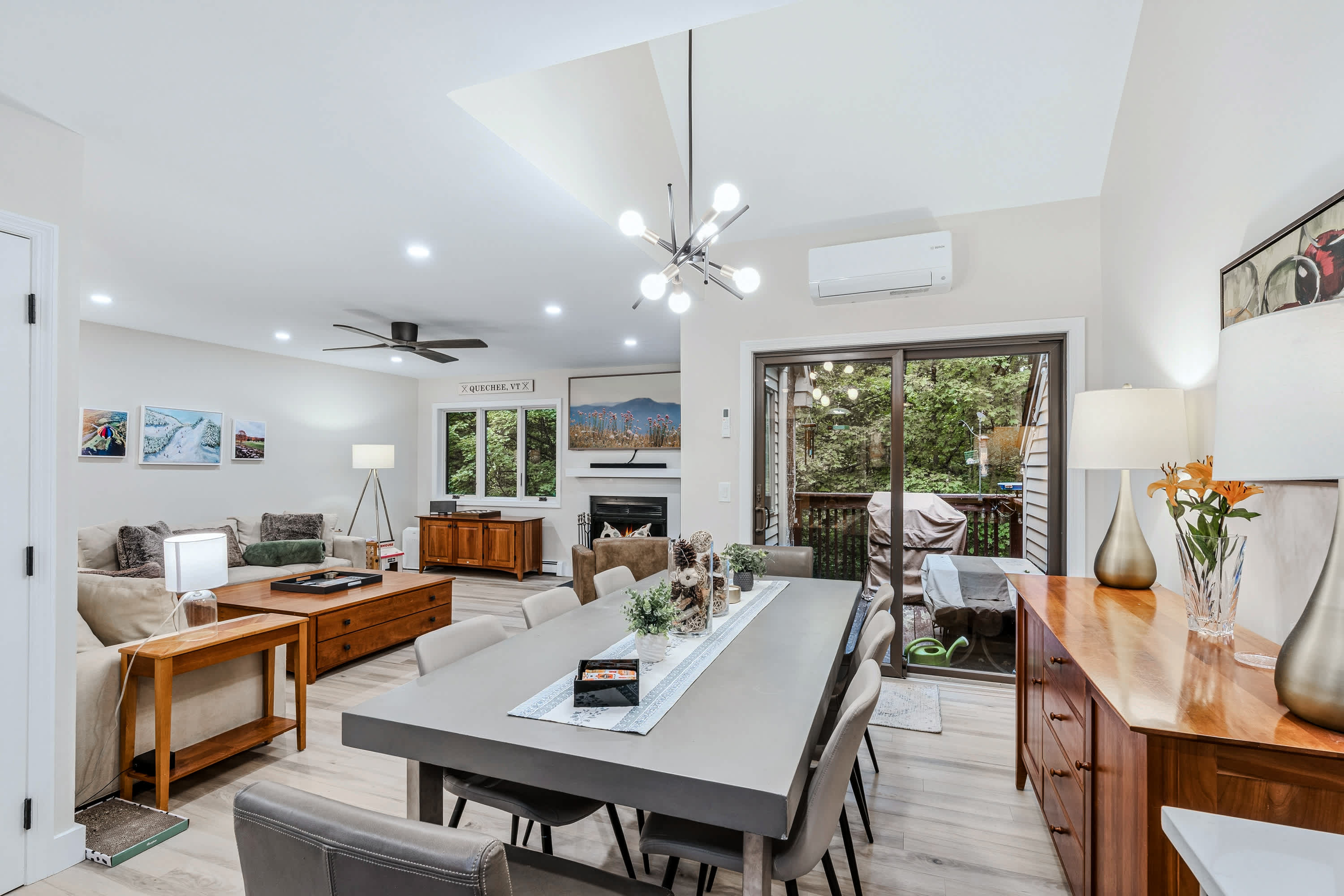 Renovated Condo with Sauna, Peloton & Fireplace