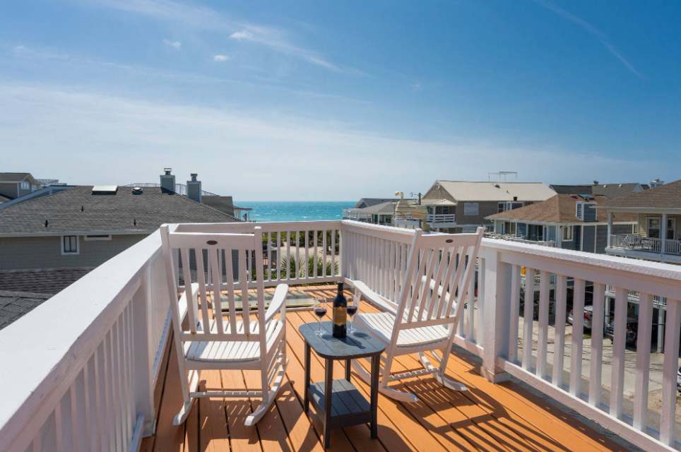 Breathe Out | Steps to the beach, Pier, Shark Bar — Wrightsville Beach, NC — vacation rental
