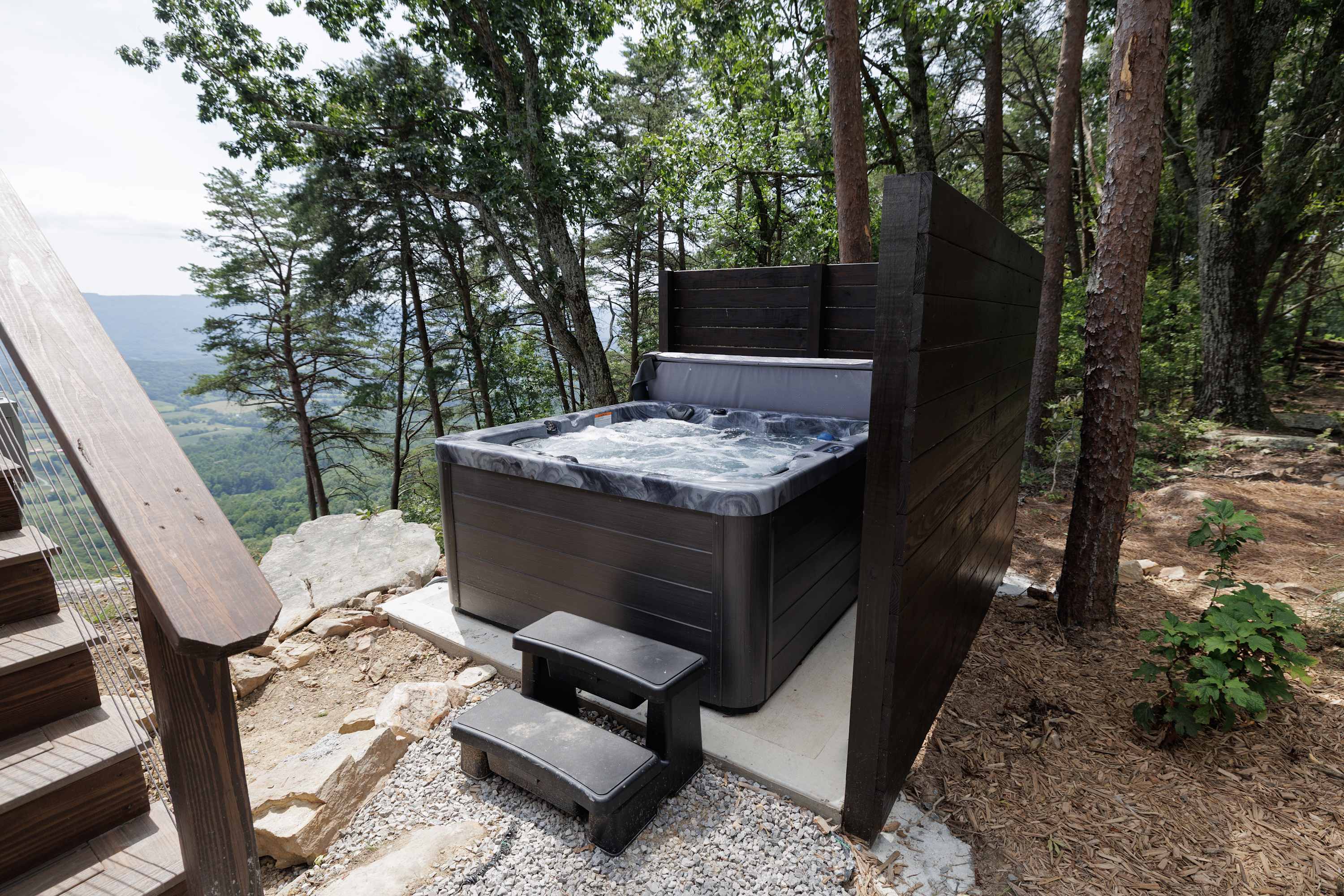 Another look at the hot tub and stunning views.