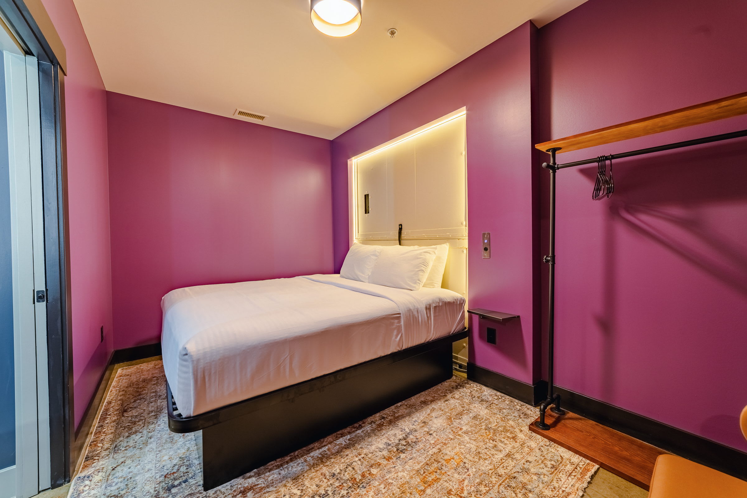 Sleep48 24Beds 16BR Super Stays A12 Pad Superfecta