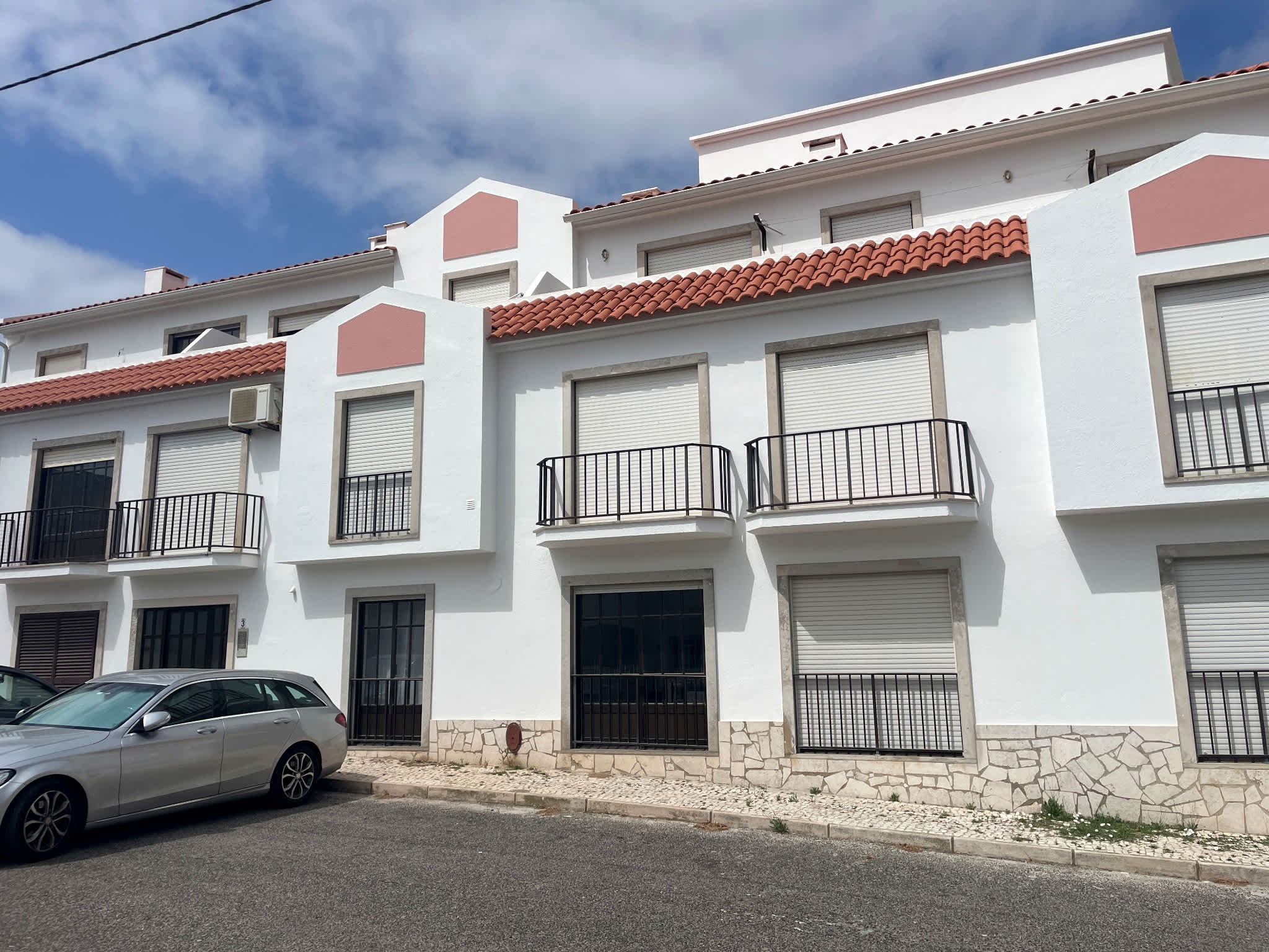 Charming Coastal Apartment 200 m from the Beach