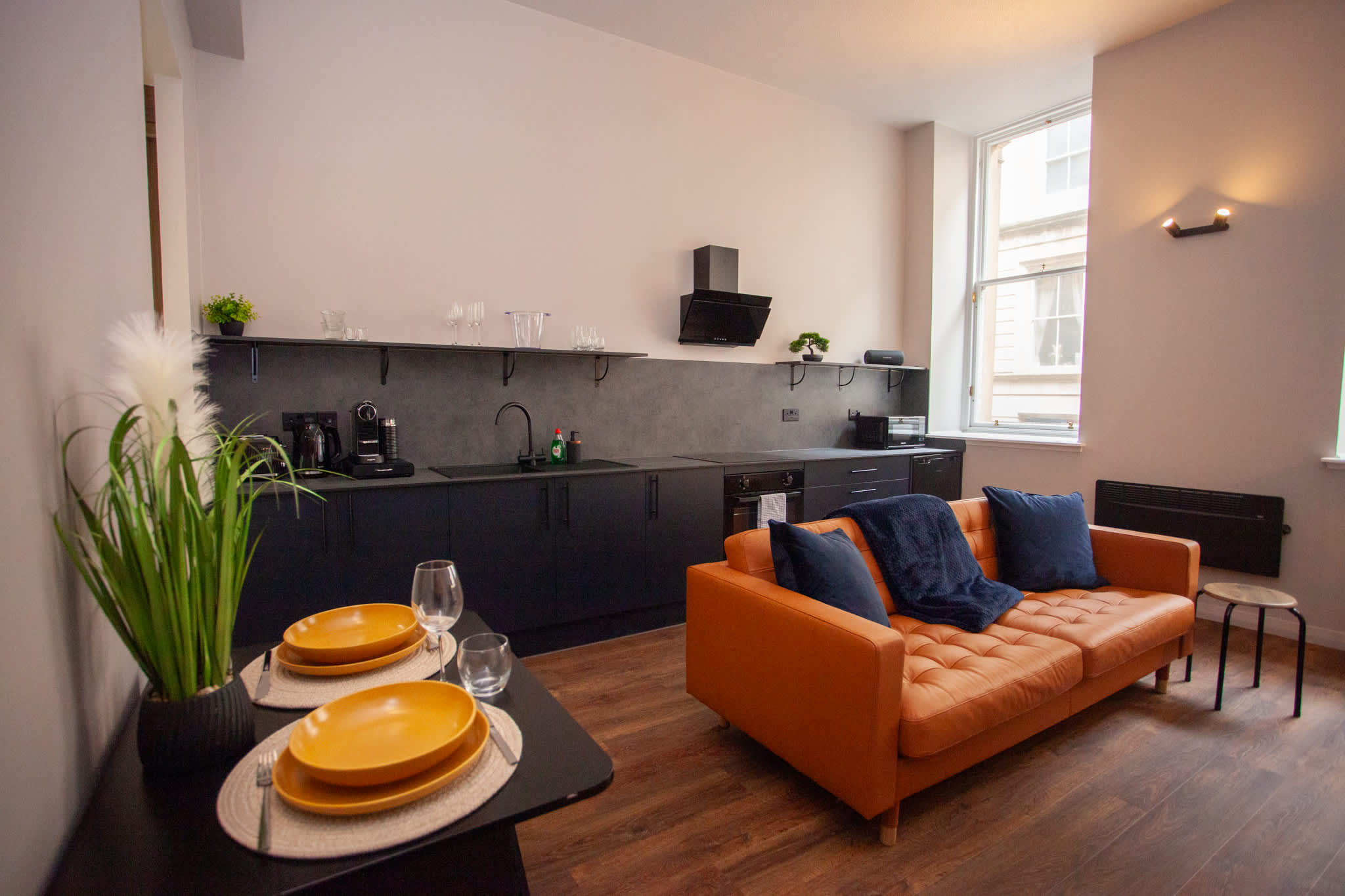 NEW - Cosy Studio in Glasgow's City Centre serviced apartment - Glasgow - VivreStays