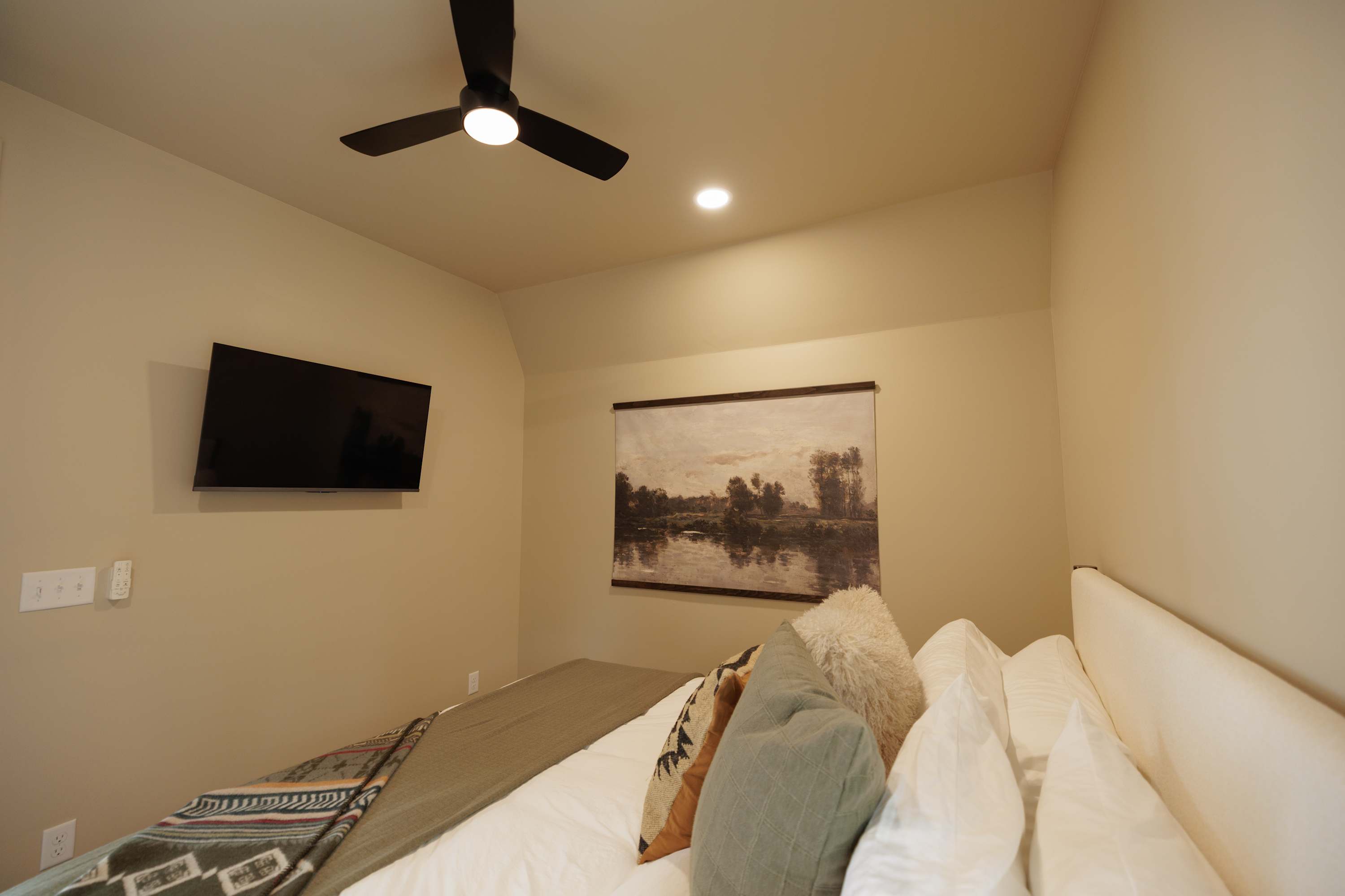 Secondary Bedroom Layout