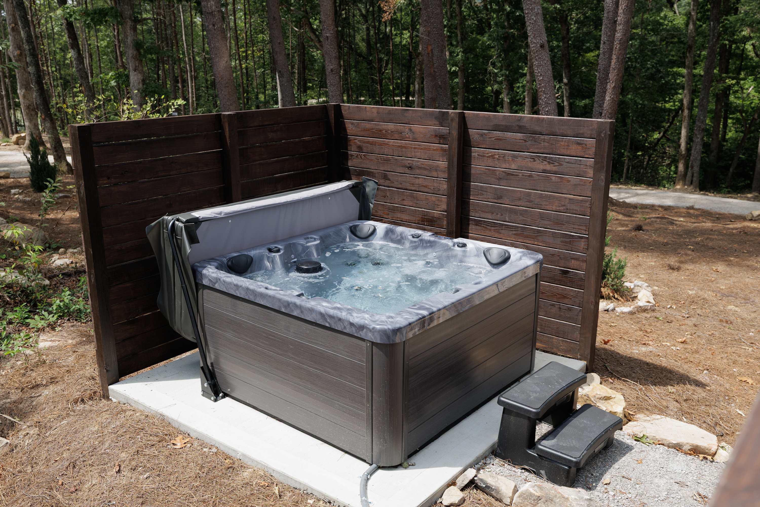 Hot Tub & Private Outdoor Relaxation Area