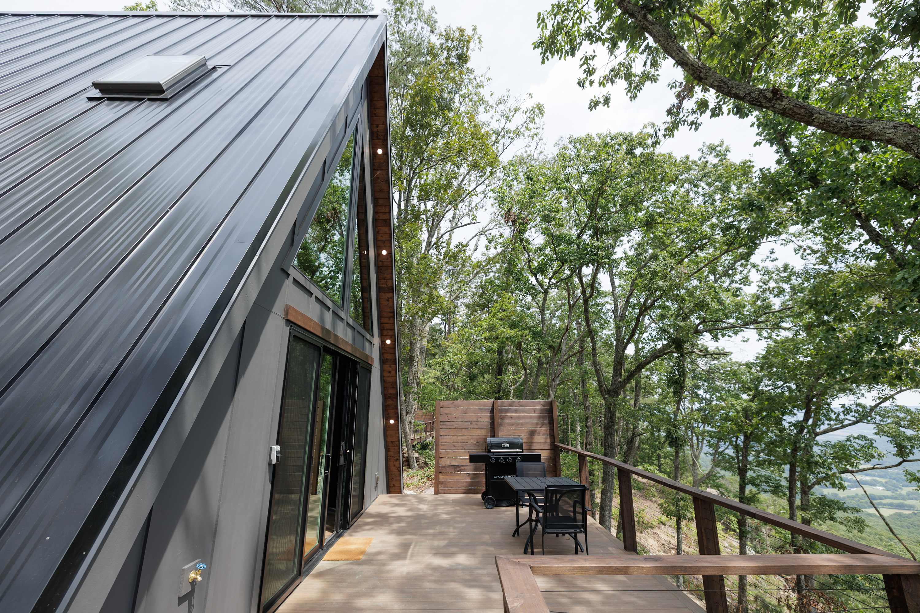 Outdoor Deck & Forest Treehouse Pathway