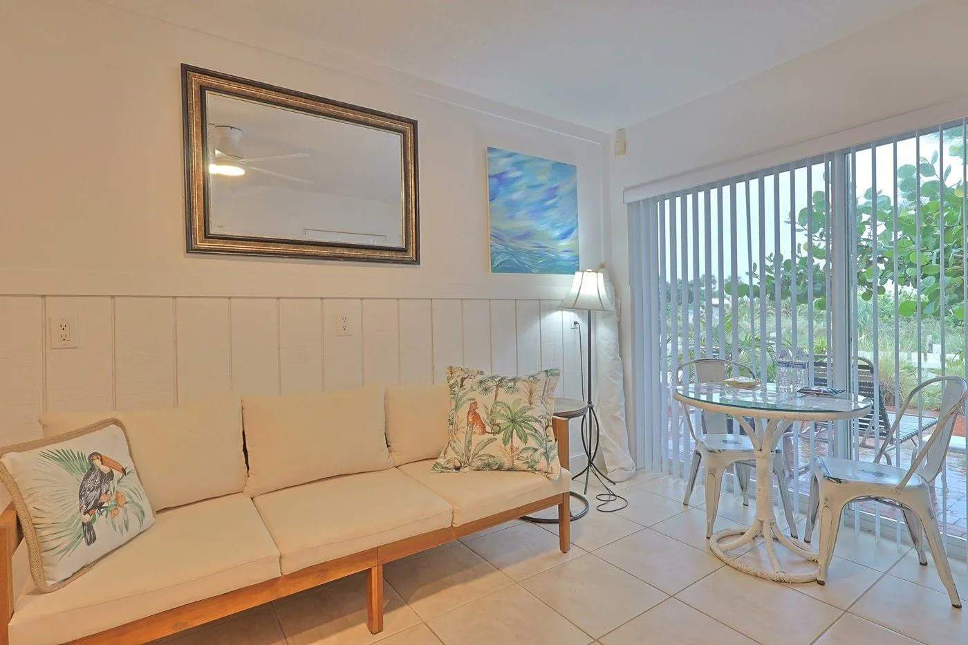 Charming Siesta Key Cottage for Two