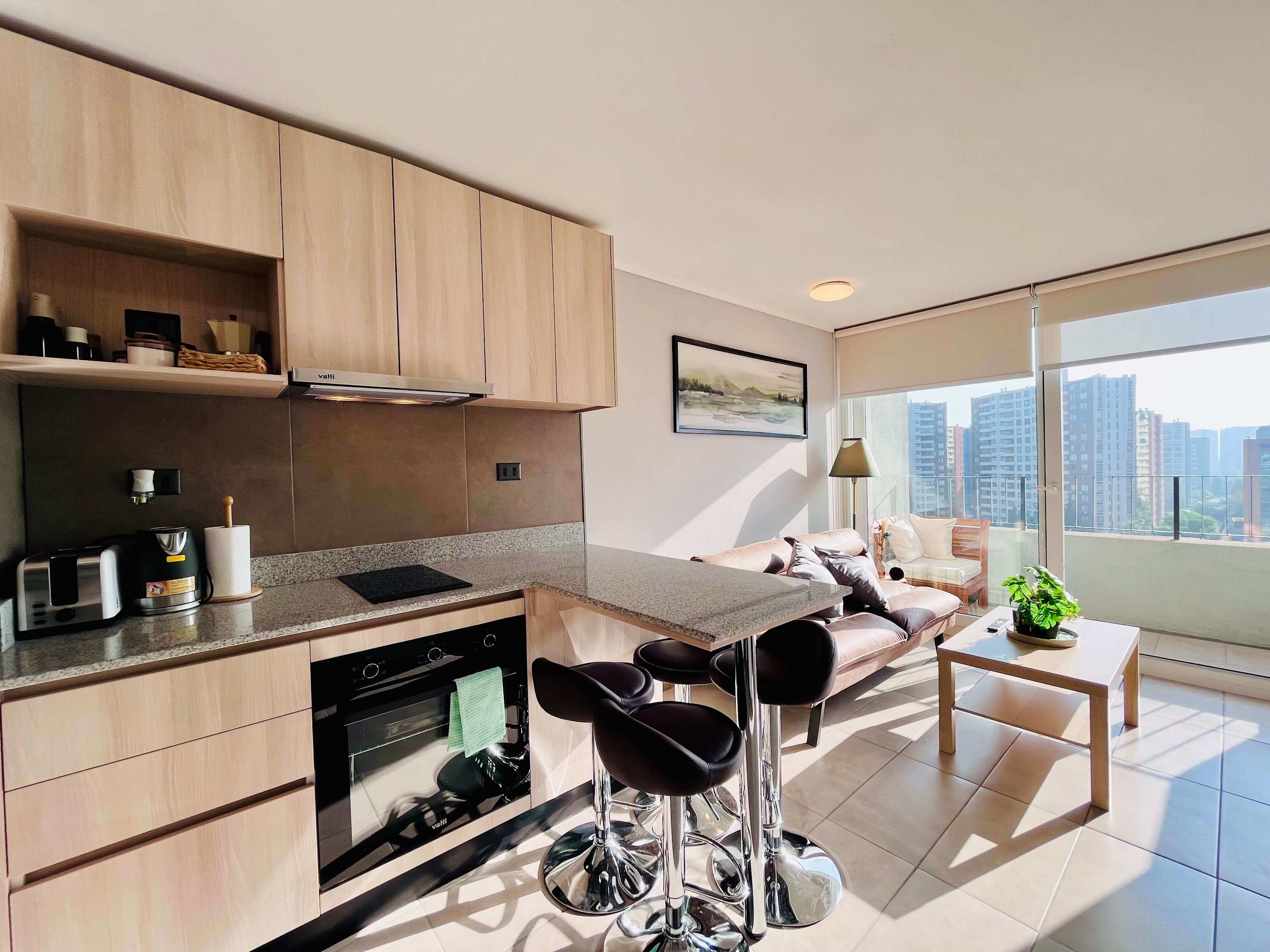 1BR La Florida - Free Parking, Pool & Metro