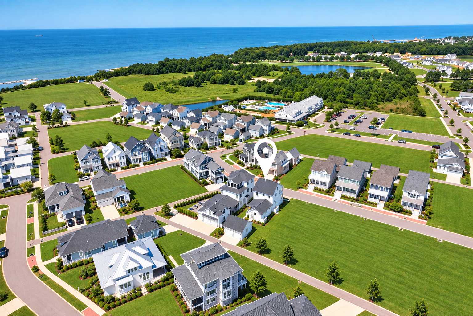 Bayside Wayside - 3BR Home, Walk to Beach + Pool