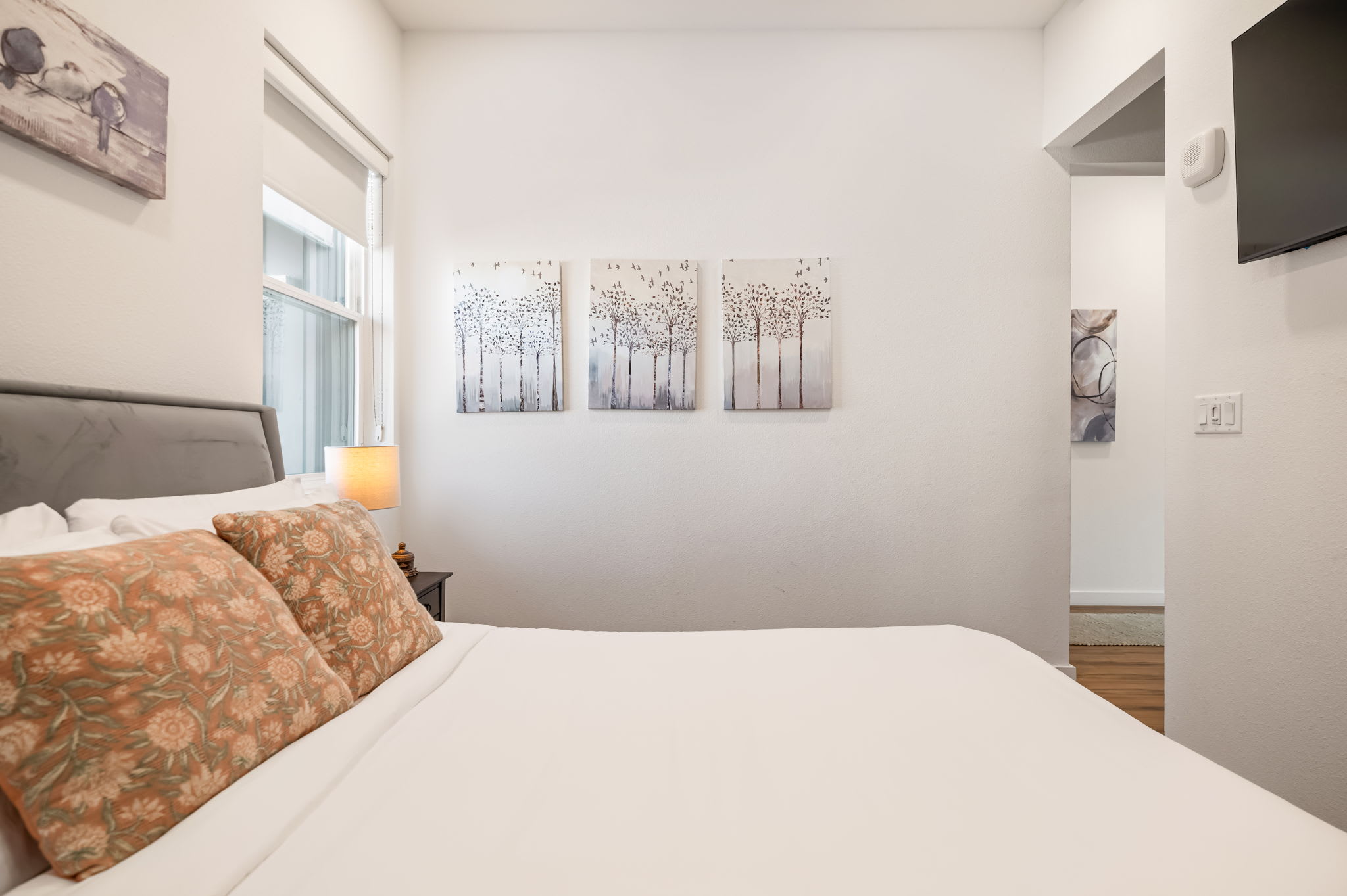 Bedroom with queen bed
