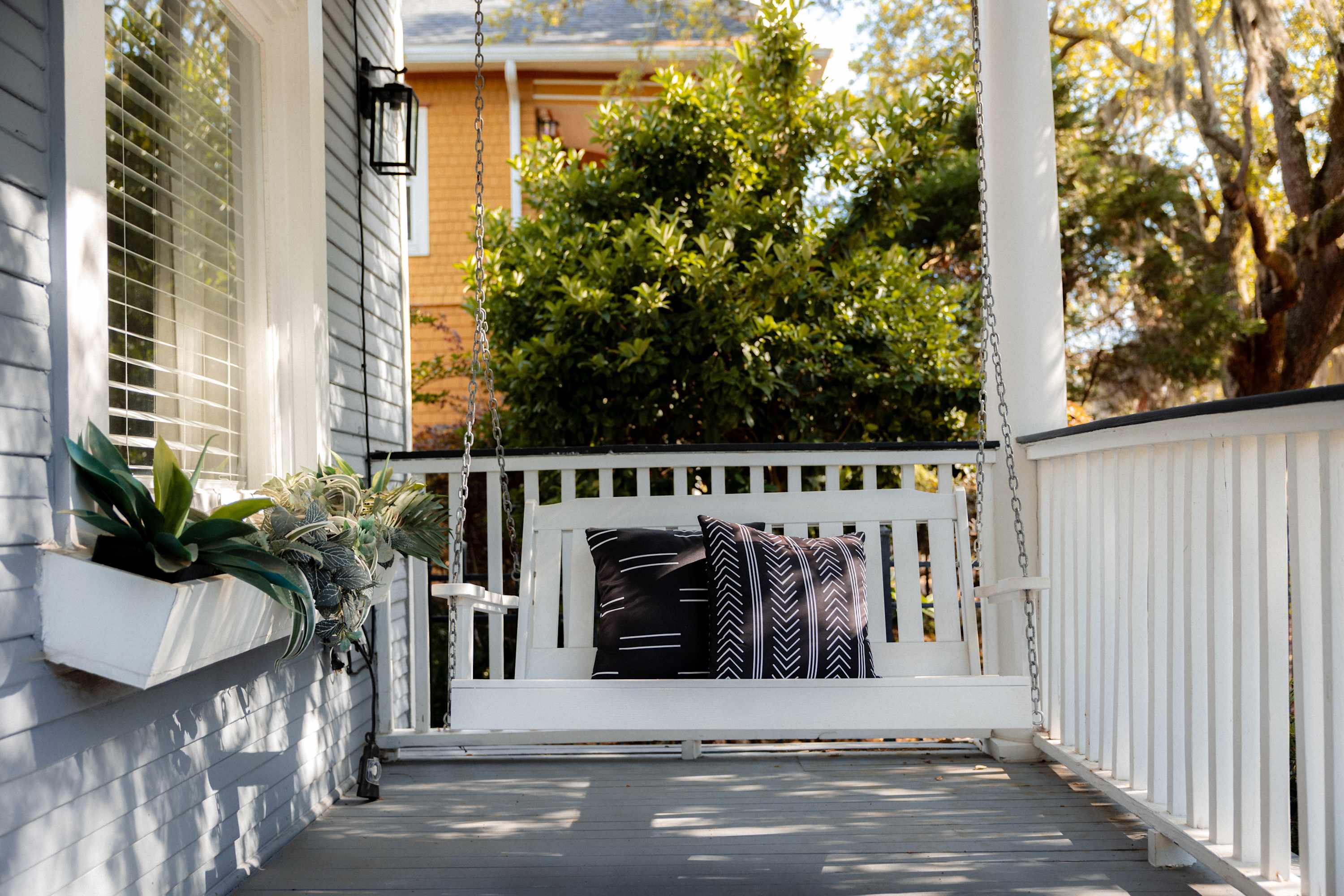 The Hearth | Main St | Near VyStar Arena — photo 4