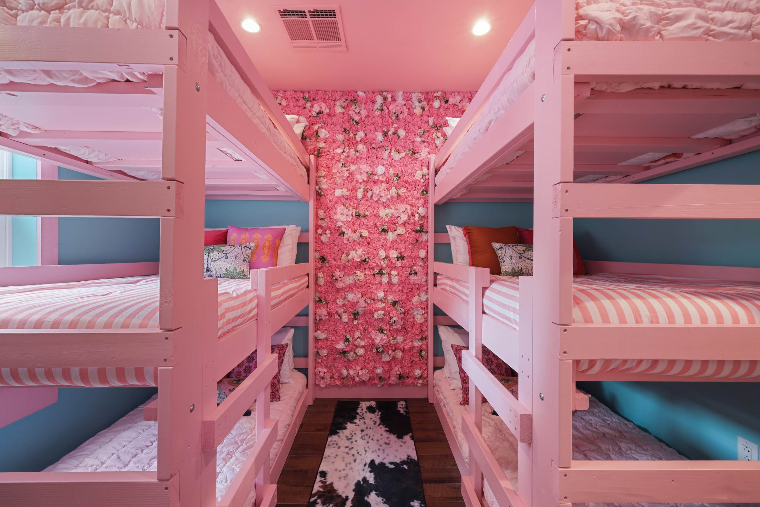 Pink Cowgirl Pad · Sleeps 6 · Midtown Nashville