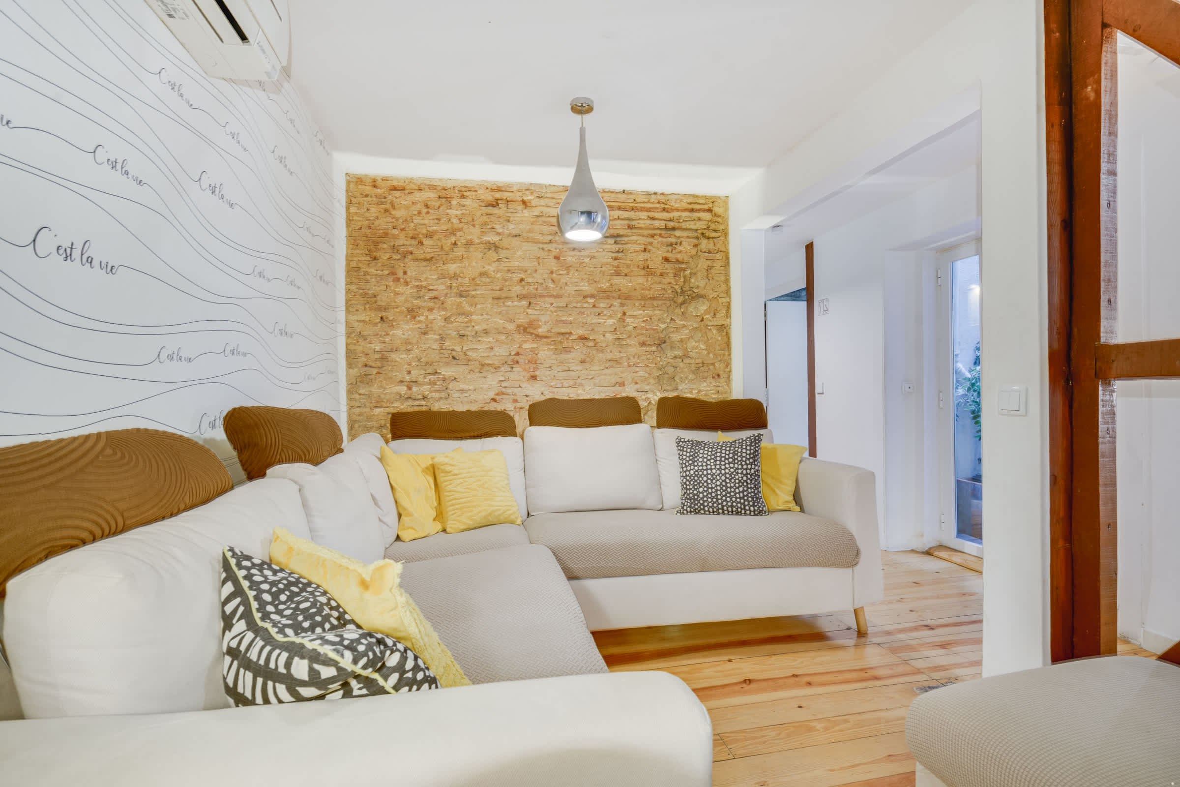 Bairro Alto | 9 Bedrooms + 9 Baths | Sleeps 20