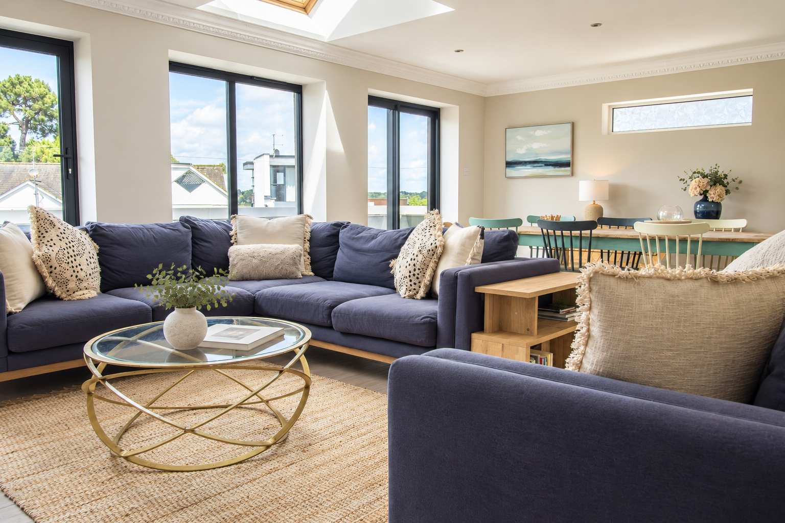 High Tides Elegant 5-Bed Villa & Hot Tub Sandbanks in 48A Banks Road BH13 7QF - Property image 5 - VivreStays