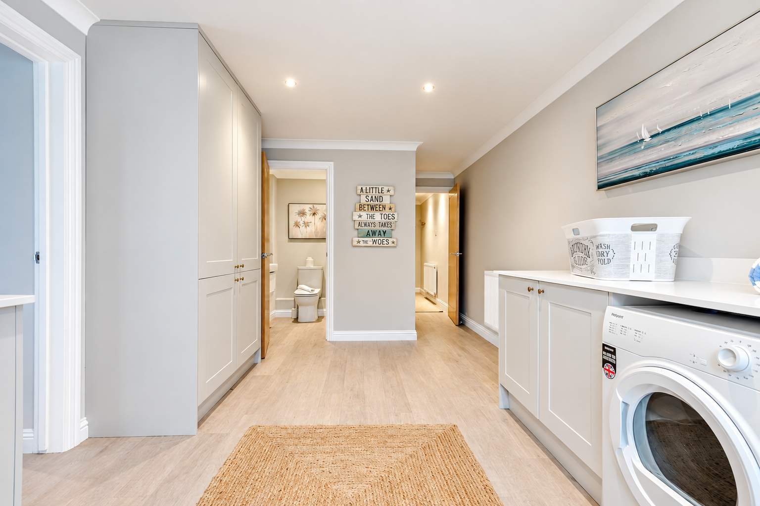 High Tides Elegant 5-Bed Villa & Hot Tub Sandbanks in 48A Banks Road BH13 7QF - Property image 27 - VivreStays