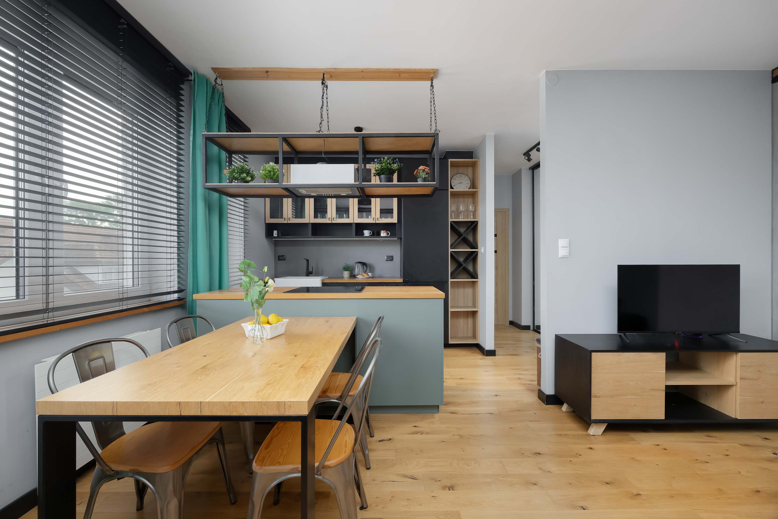 Warsaw | Jana III Sobieskiego 104 | Cosy Apartment | Parking — Warszawa, Mazovia — vacation rental