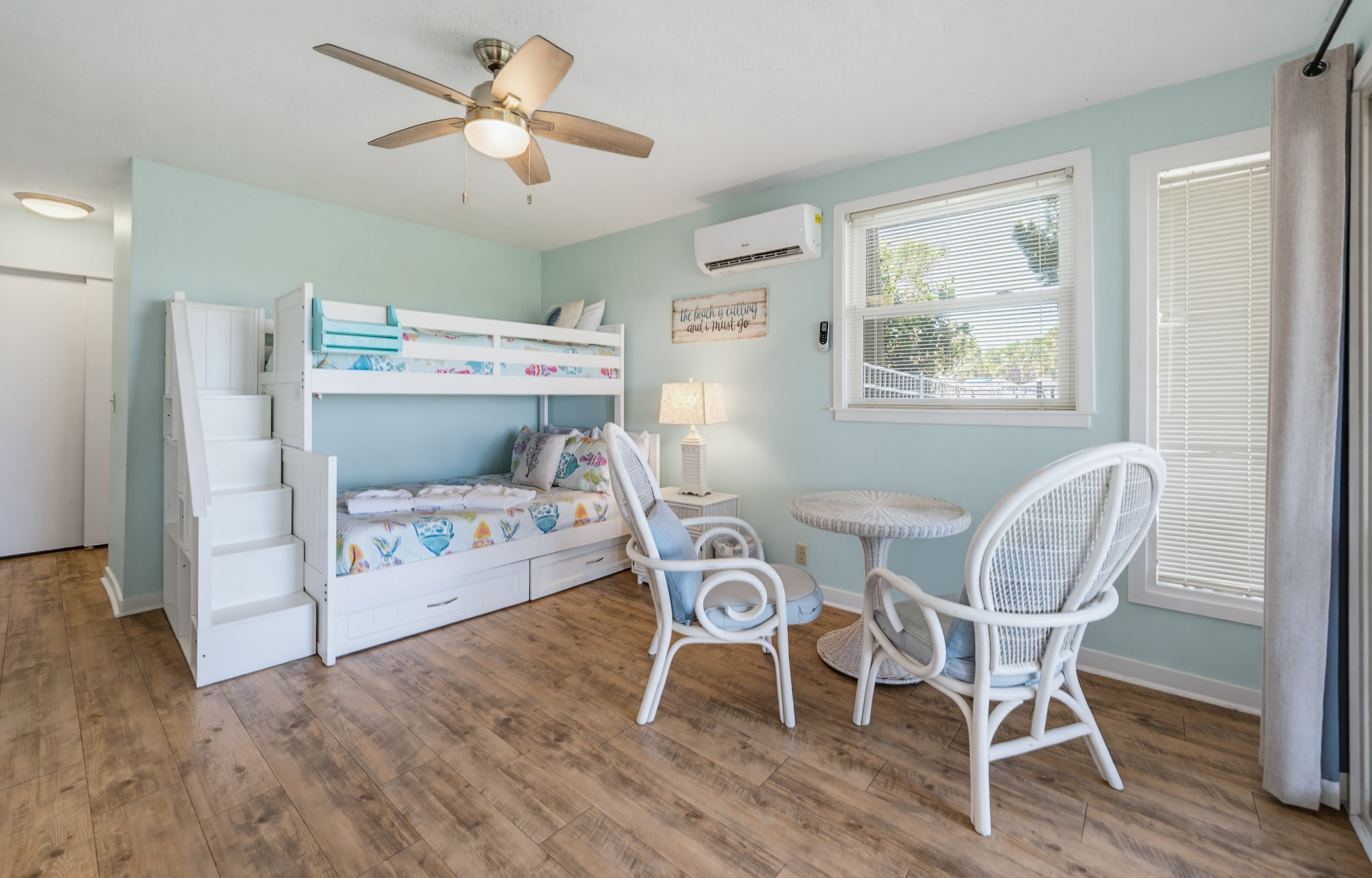 Bunk Bedroom