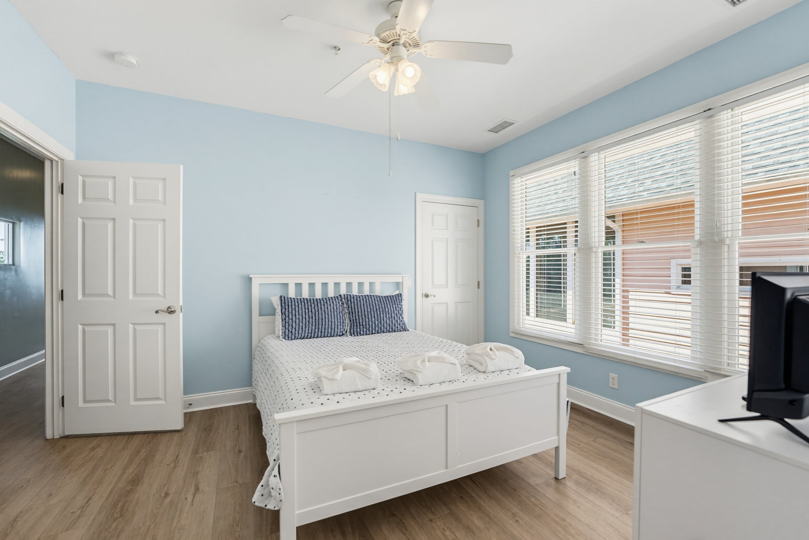125 Ocean Creek Blvd | Photo 39