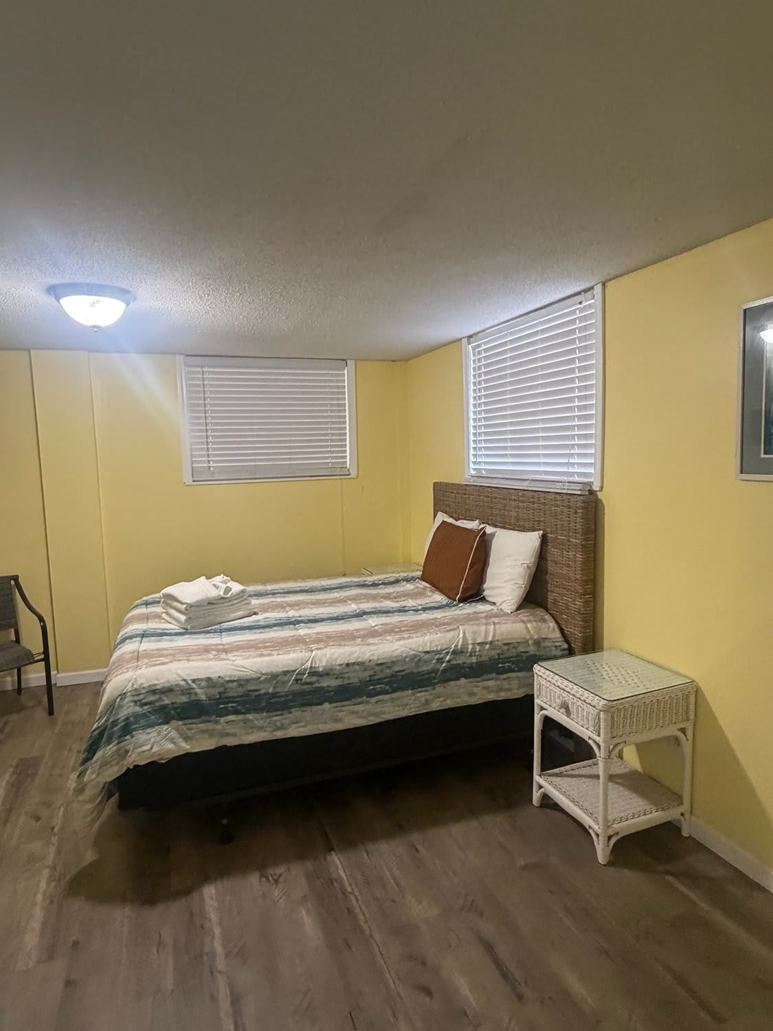 601 Dolphin Road | Photo 16