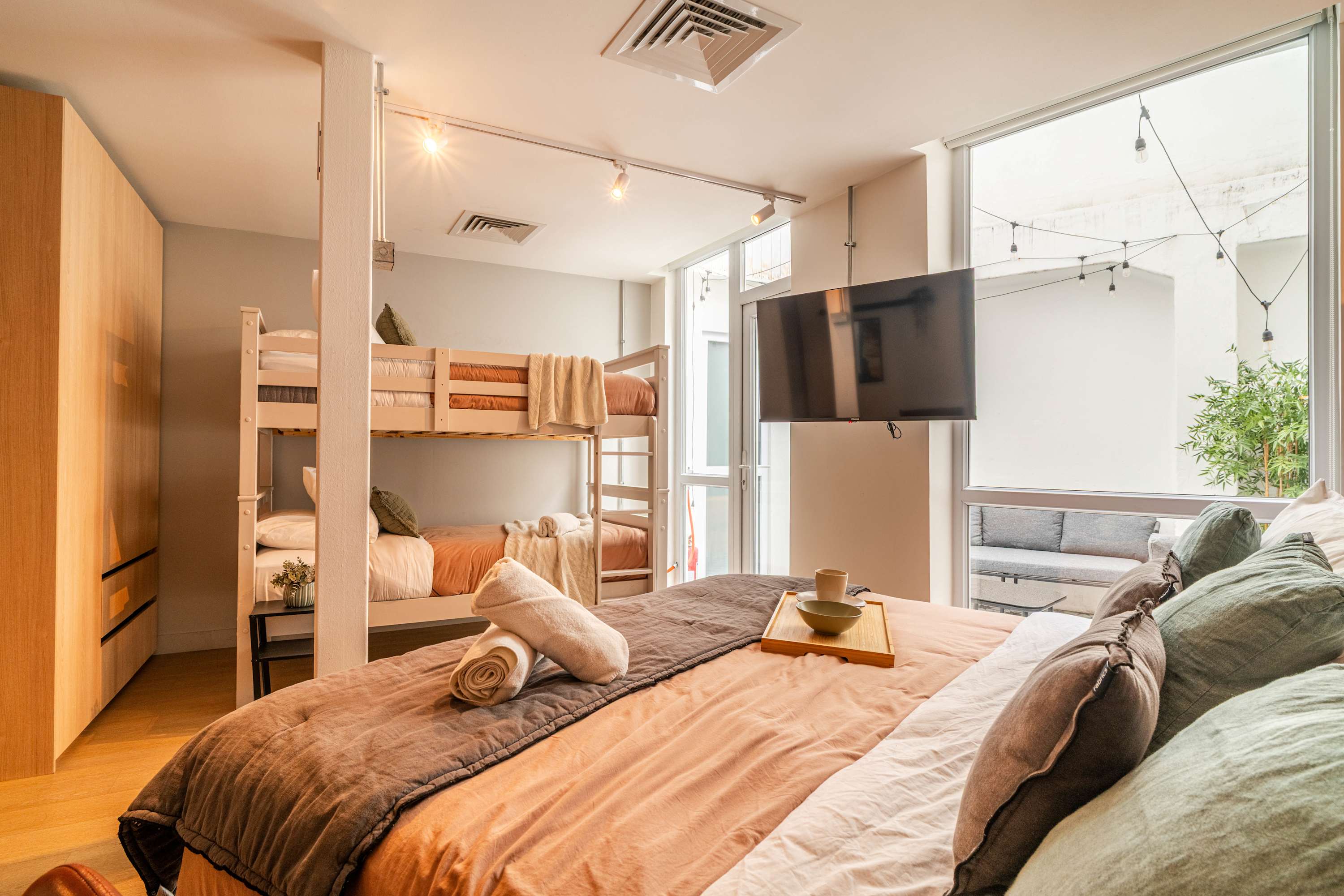 HOM 1-bed for 4 with terrace and A/C · Lastarria — Santiago, Santiago Metropolitan — vacation rental