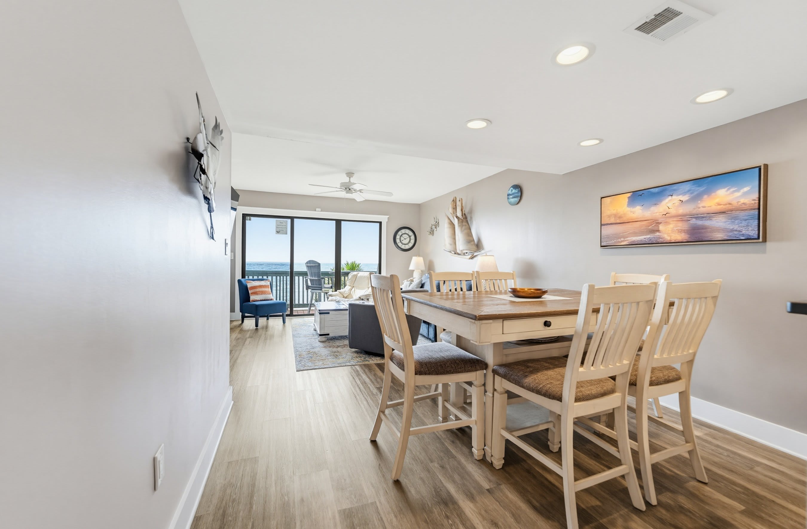 640 Newhaven | Photo 5