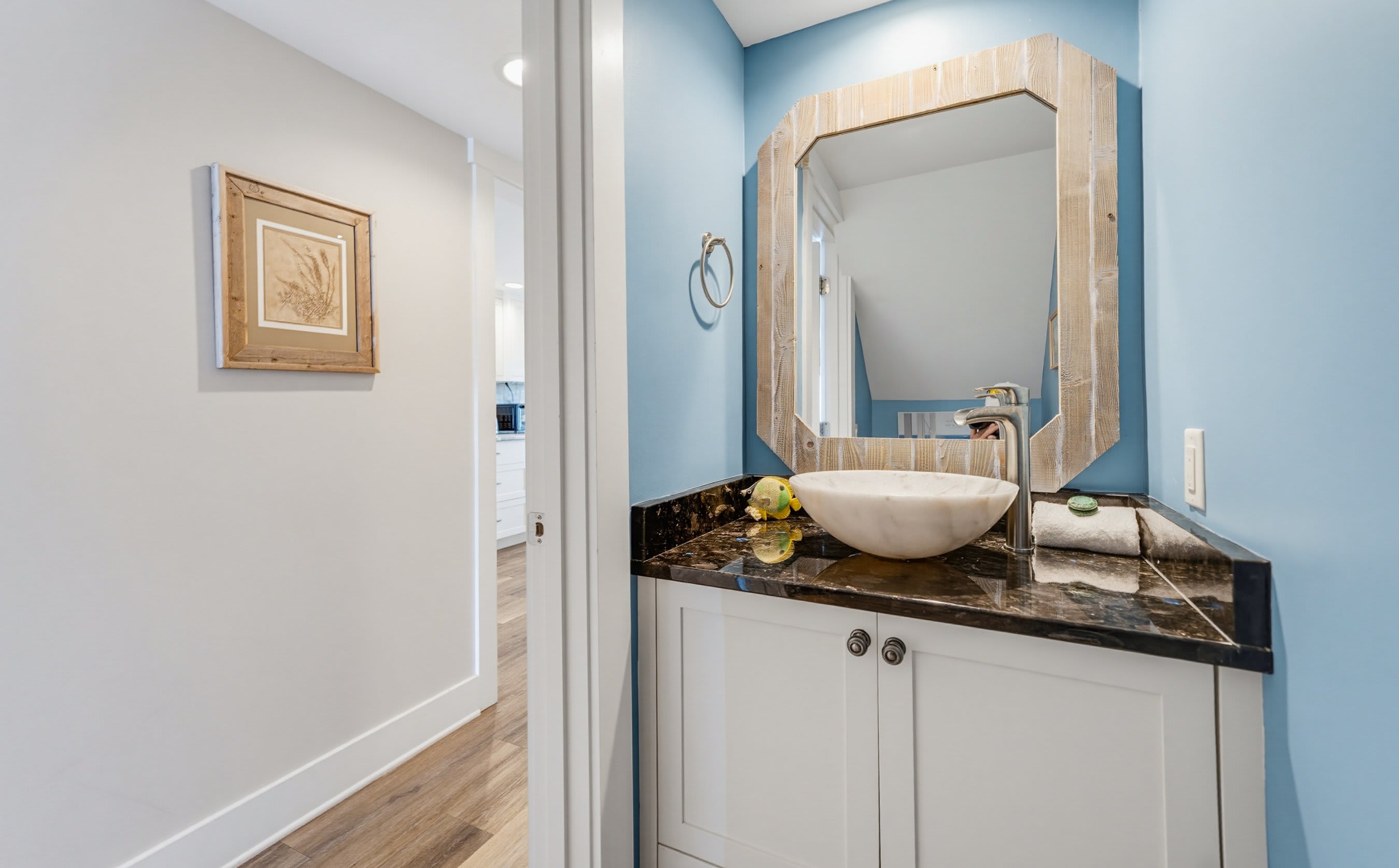640 Newhaven | Photo 20
