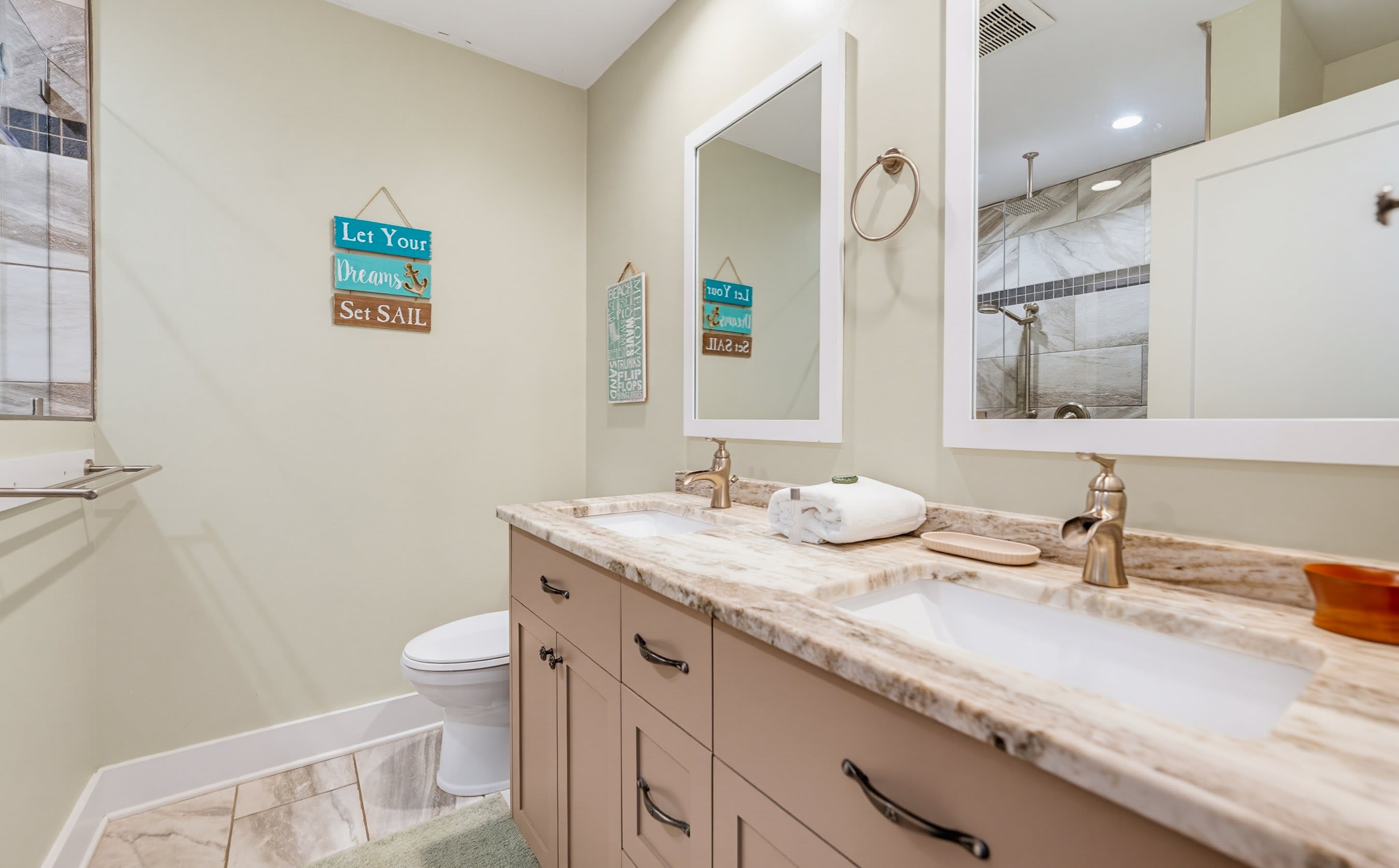 640 Newhaven | Photo 27