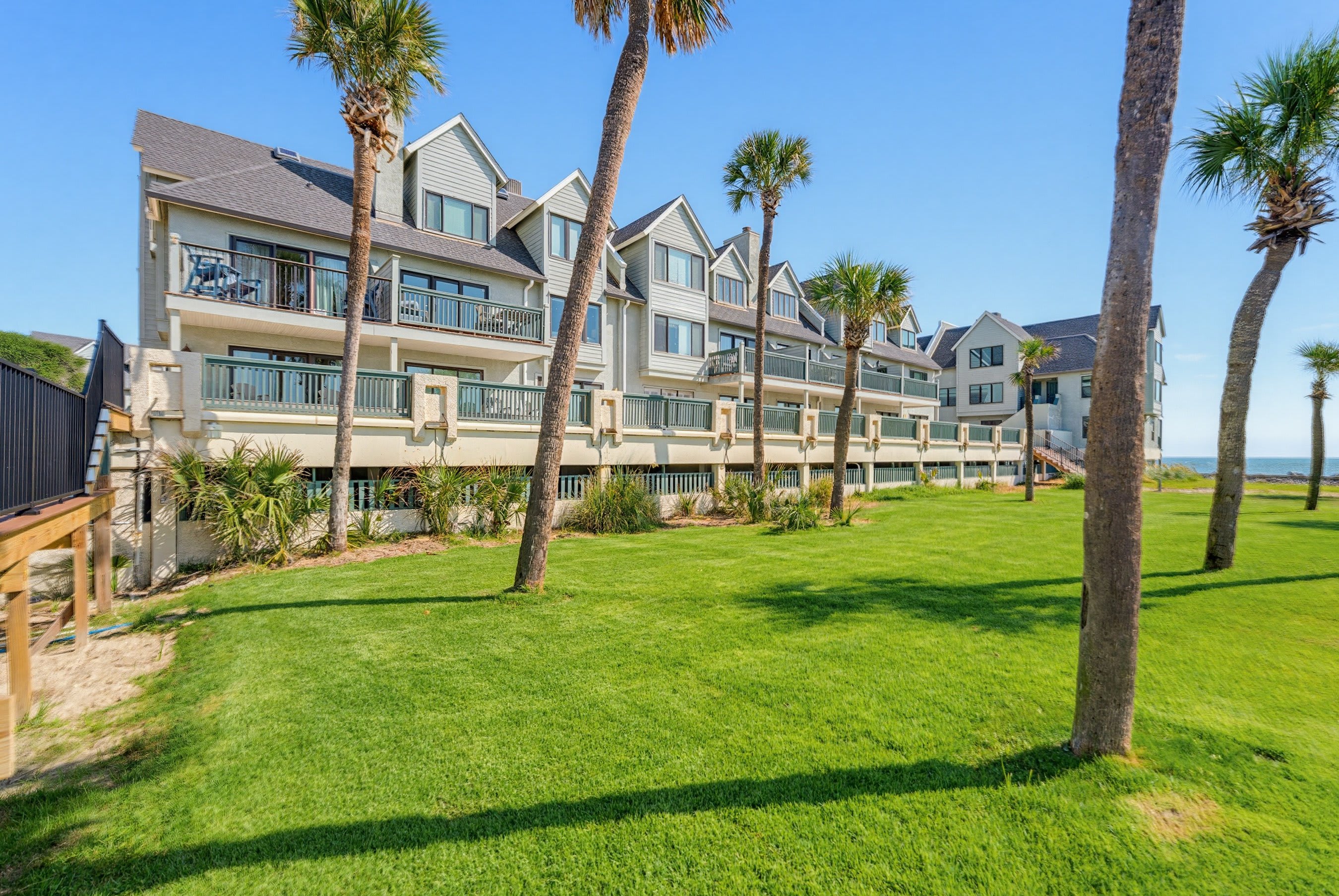 640 Newhaven | Photo 44