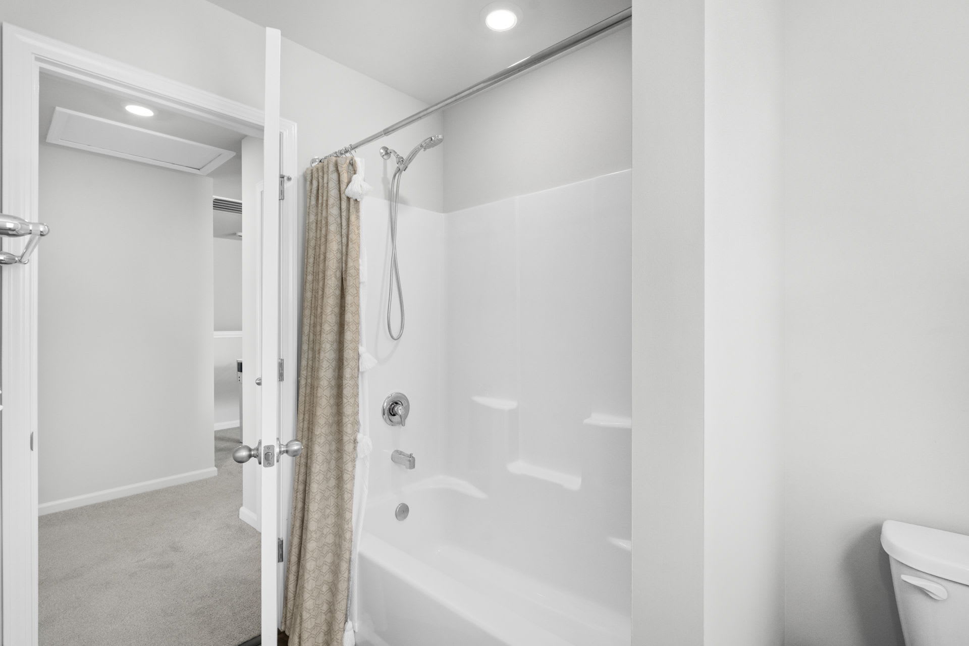 3BR Townhome Close to NMB Sports Beaches | Photo 31