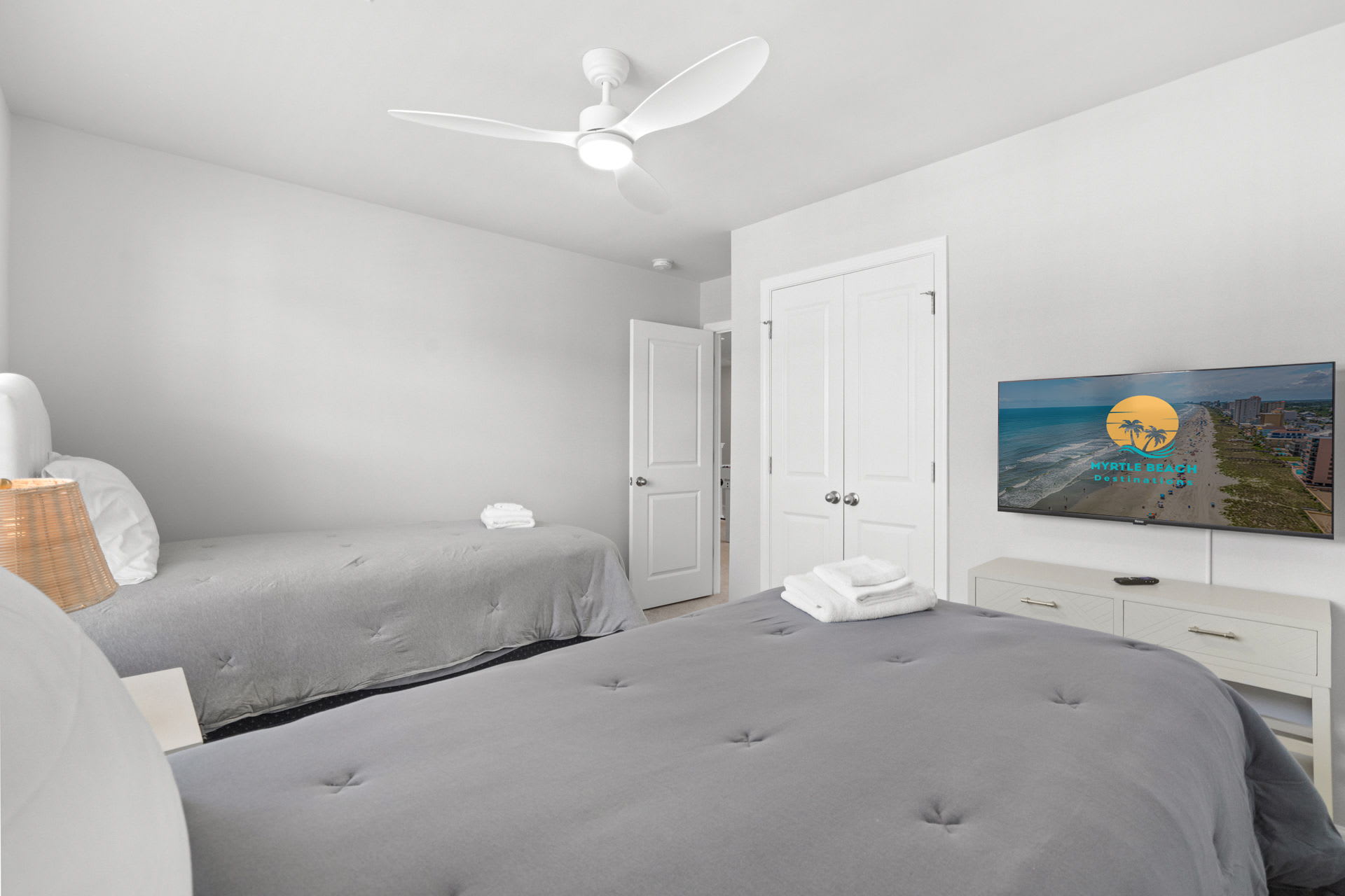 3BR Townhome Close to NMB Sports Beaches | Photo 32