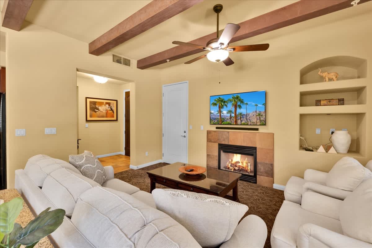 Desert Serenity A | 1BR Legacy Villa - Photo 4