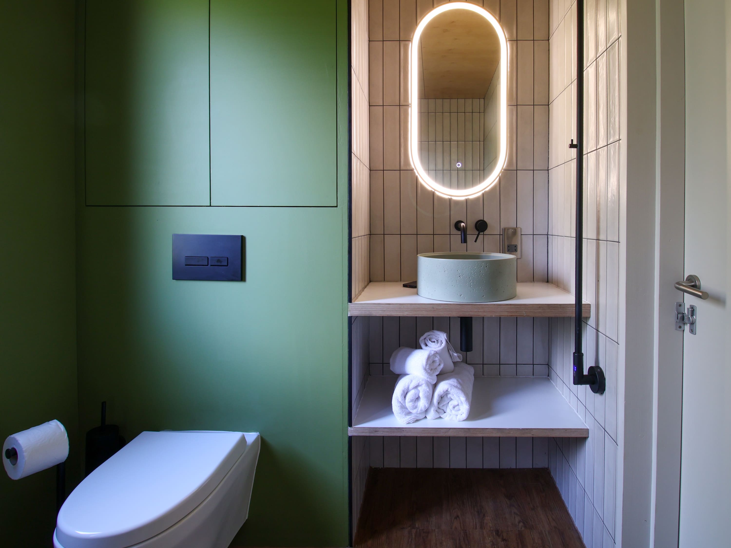 Woodland Eco Cabin Outdoor Bath Shropshire