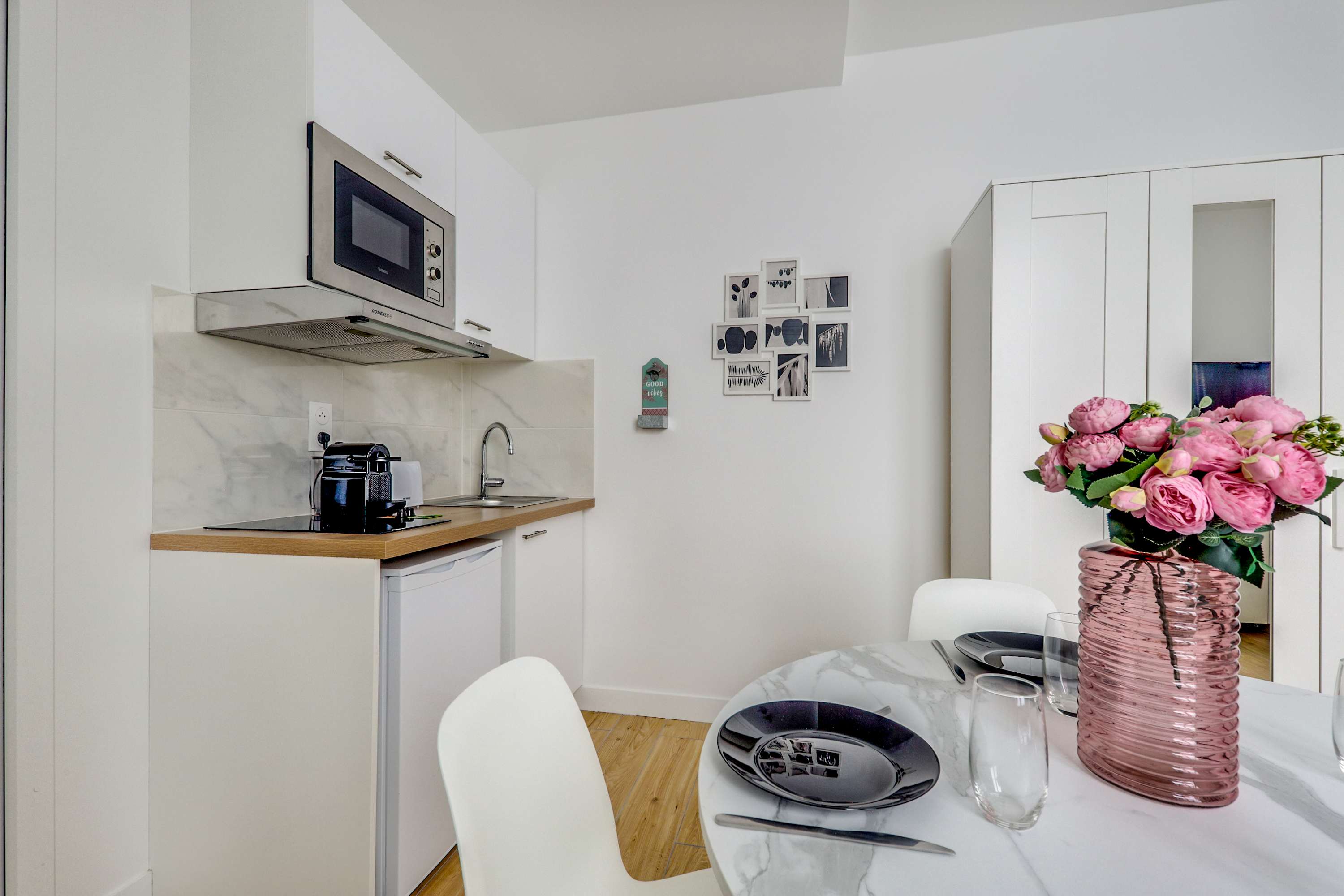 Studio au calme sur cour Gare du Nord Paris 10e – photo 8