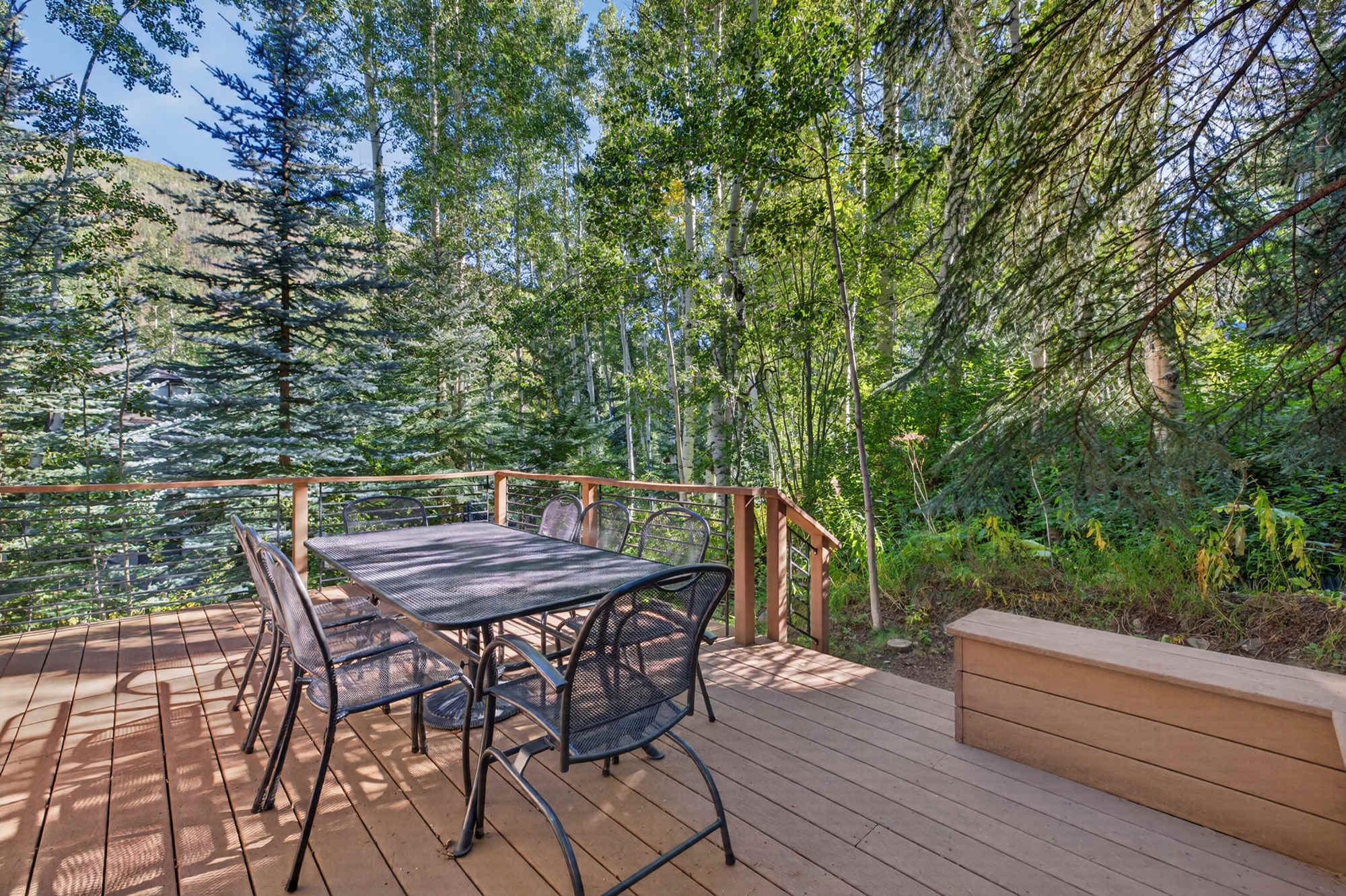 Relax and enjoy the fresh air with outdoor seating for 6