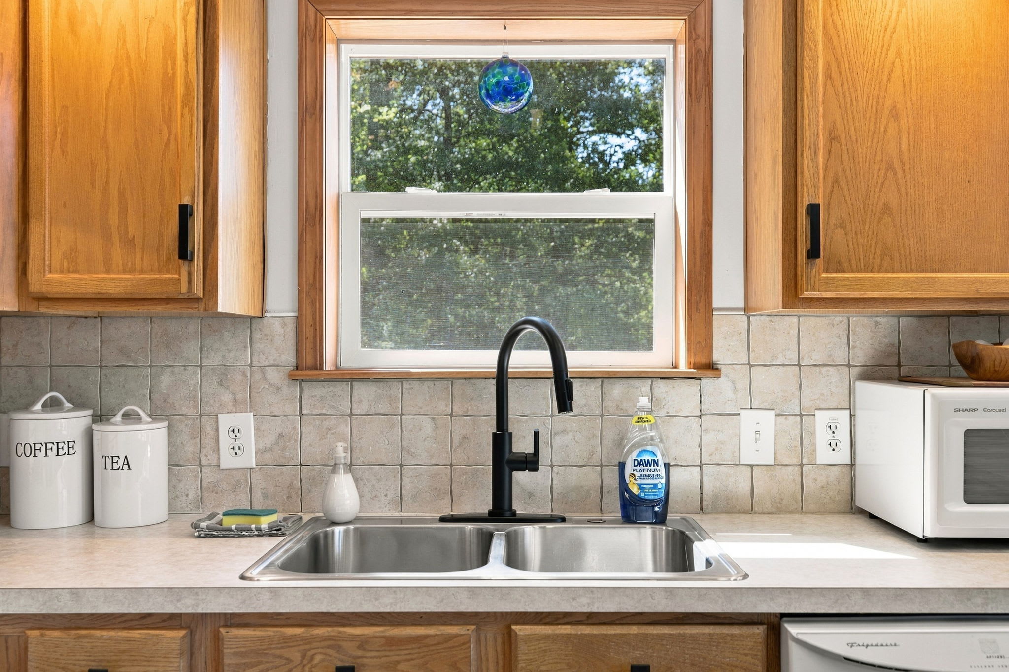 Berkeley Springs w/Hot Tub + Game Room + Fire Pit