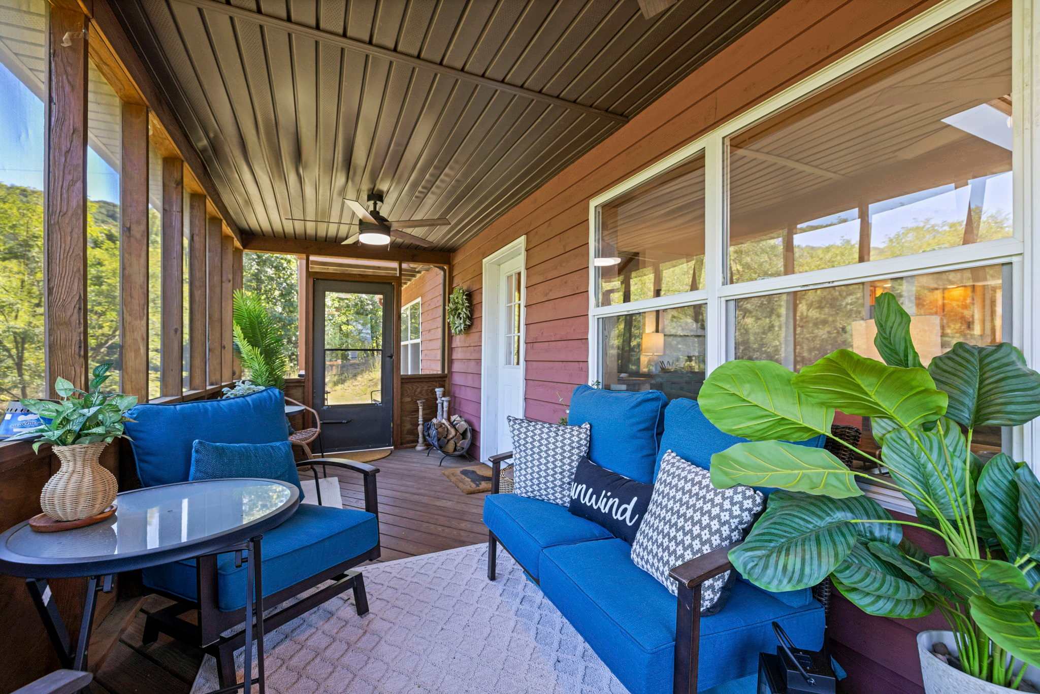Berkeley Springs w/Hot Tub + Game Room + Fire Pit
